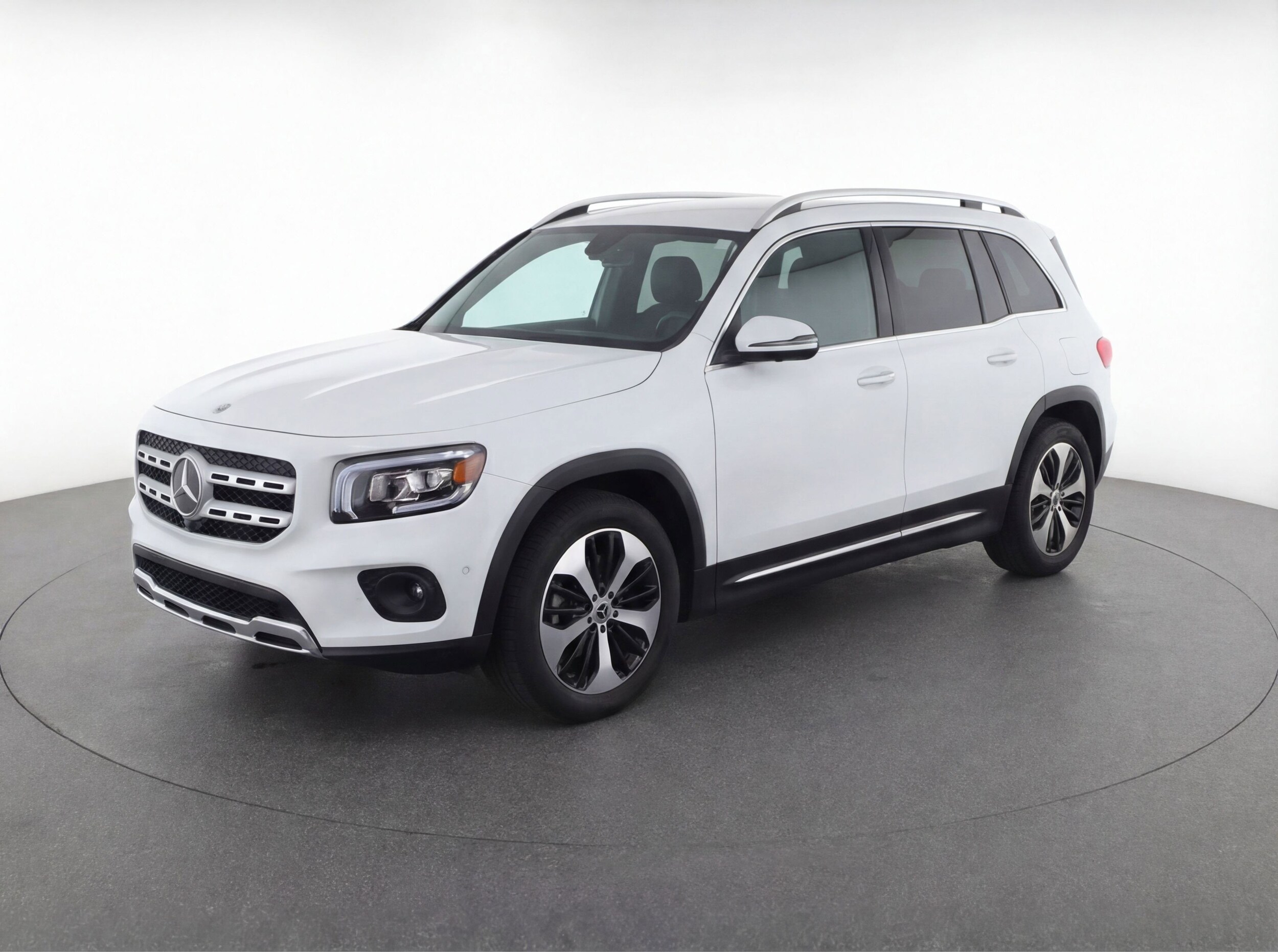 Thumbnail: 2025 Mercedes-Benz GLB - 3