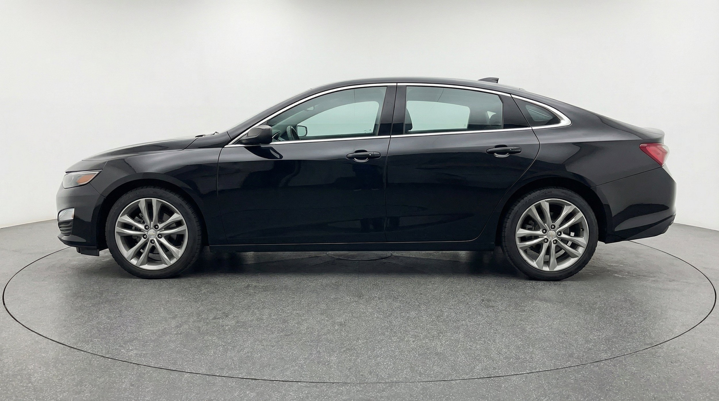 Thumbnail: 2024 Chevrolet Malibu - 5