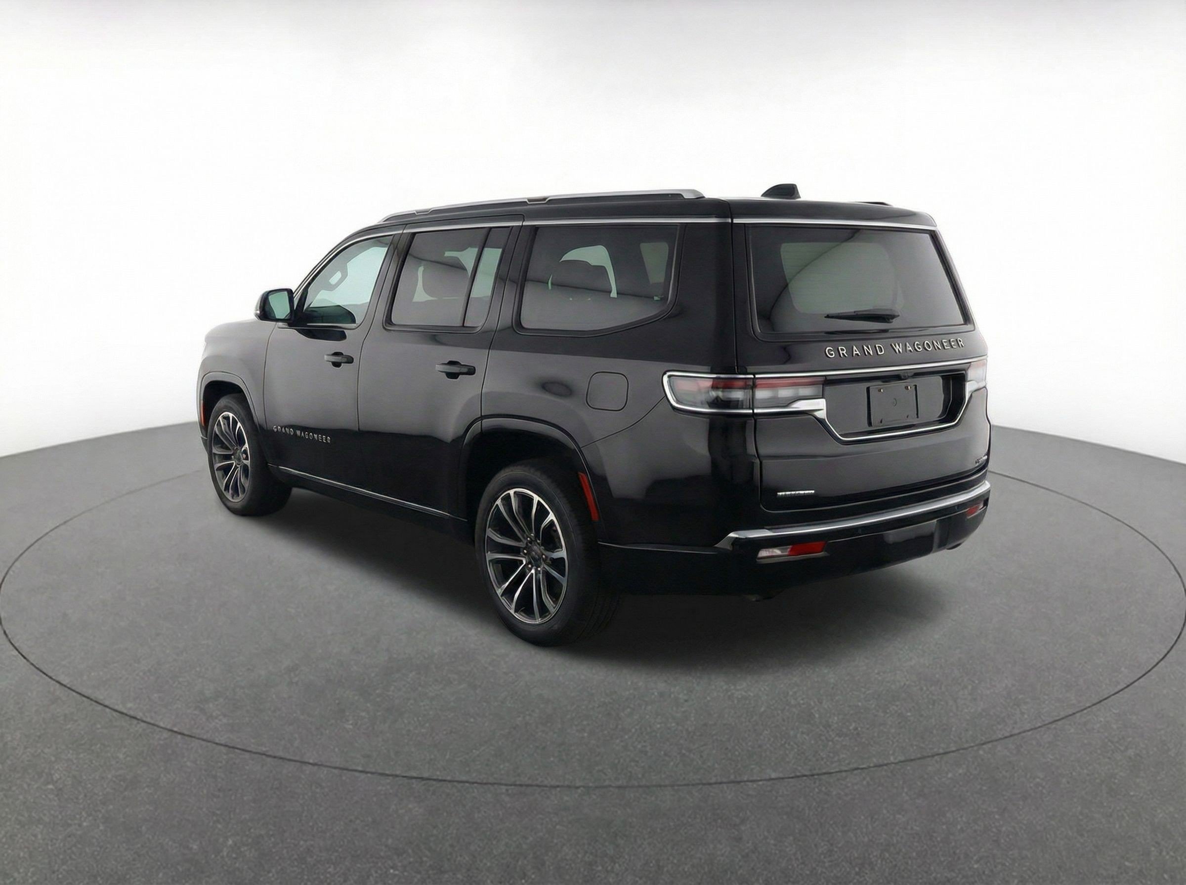 Thumbnail: 2023 Jeep Grand Wagoneer - 6