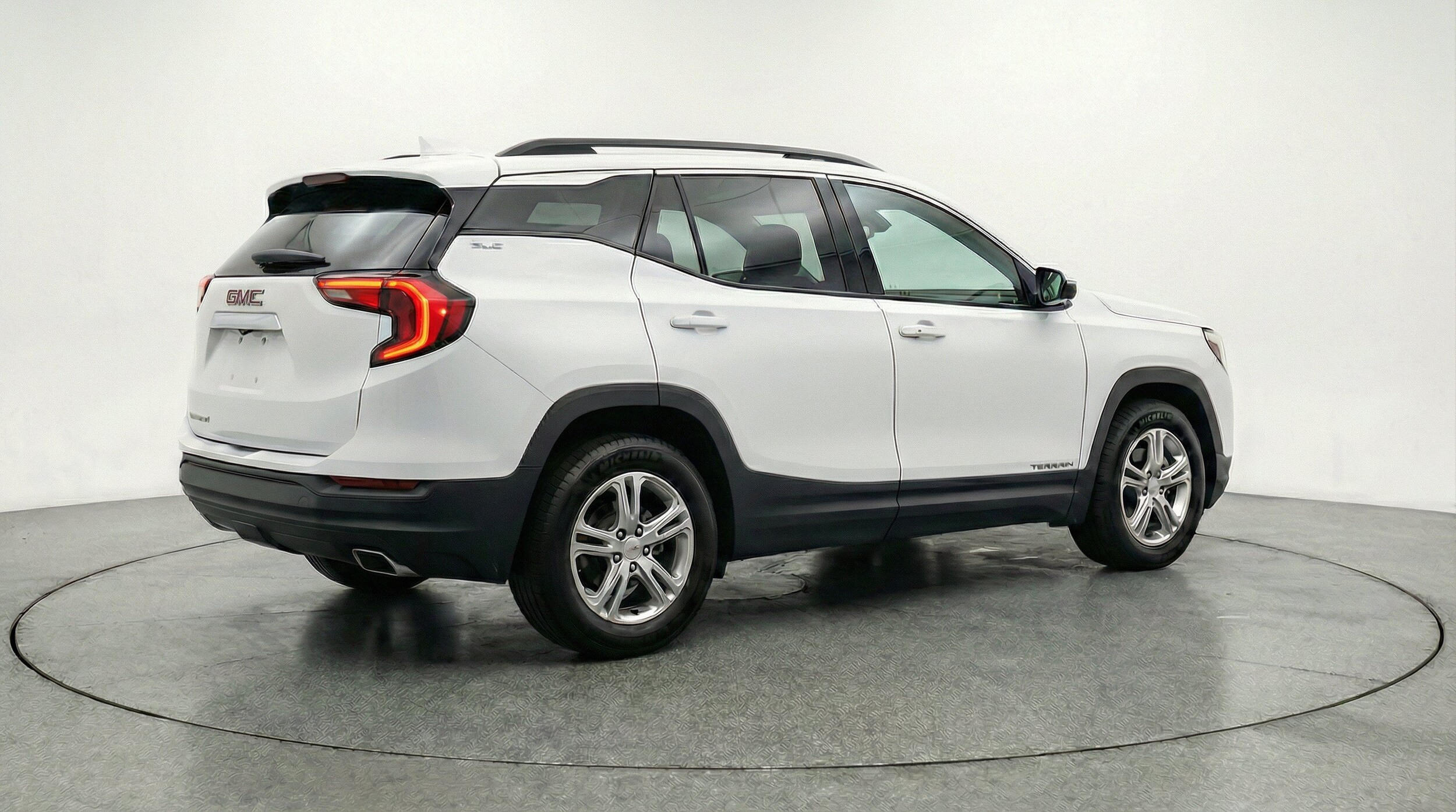 Thumbnail: 2024 GMC Terrain - 9