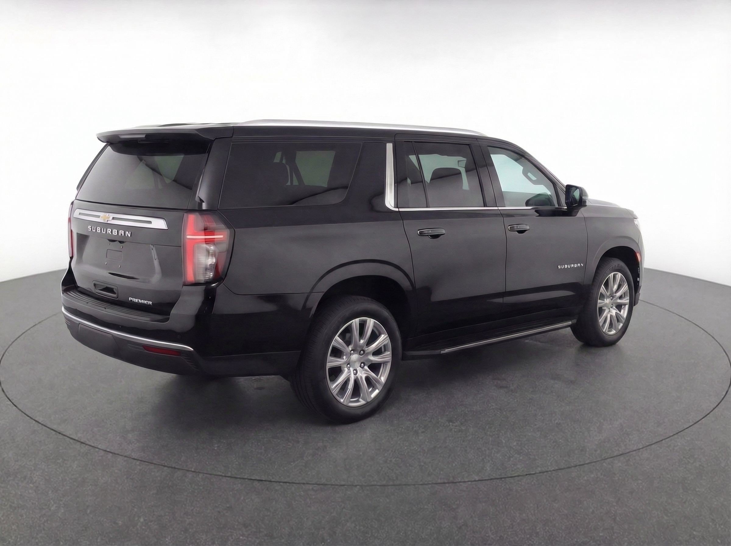 Thumbnail: 2023 Chevrolet Suburban - 9