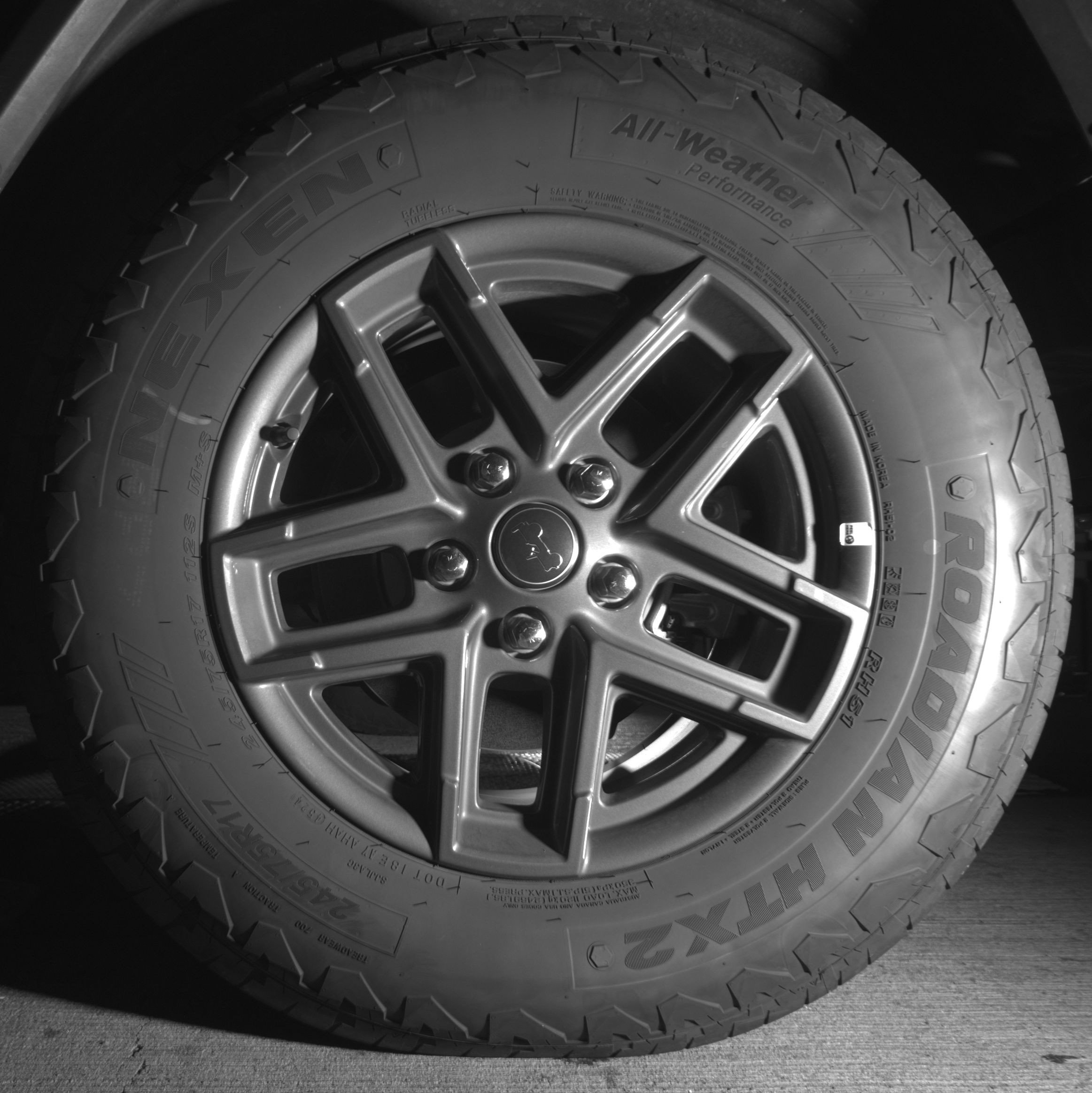 Thumbnail: 2025 Jeep Wrangler - 14