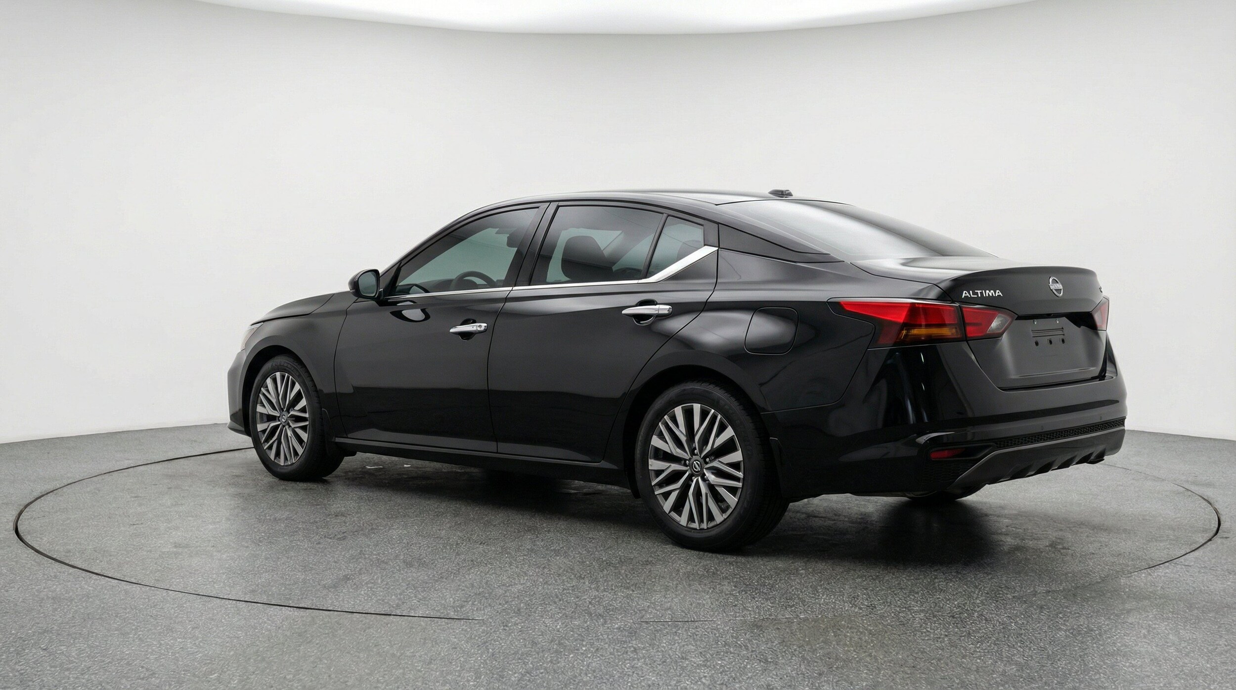 Thumbnail: 2025 Nissan Altima - 6