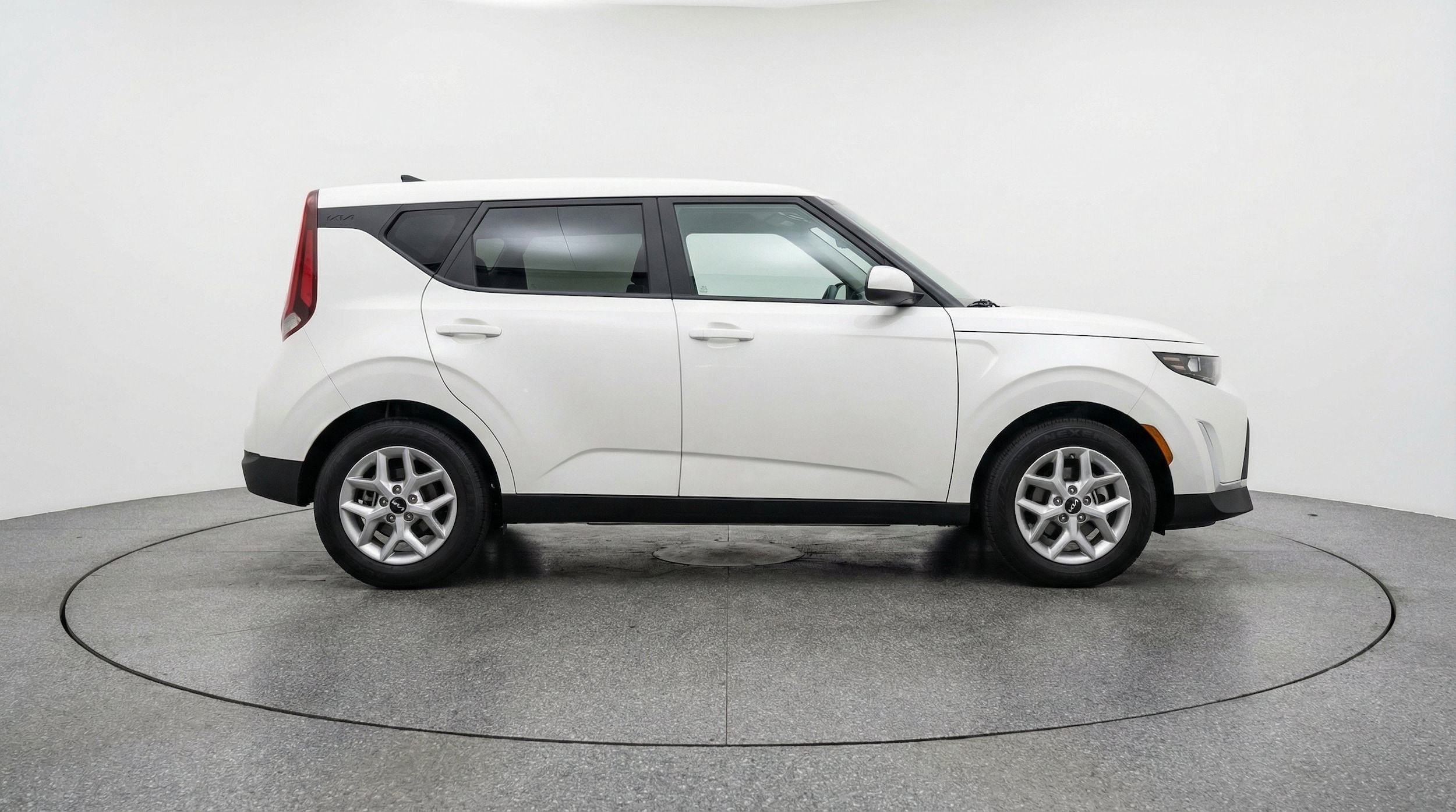 Thumbnail: 2025 Kia Soul - 11
