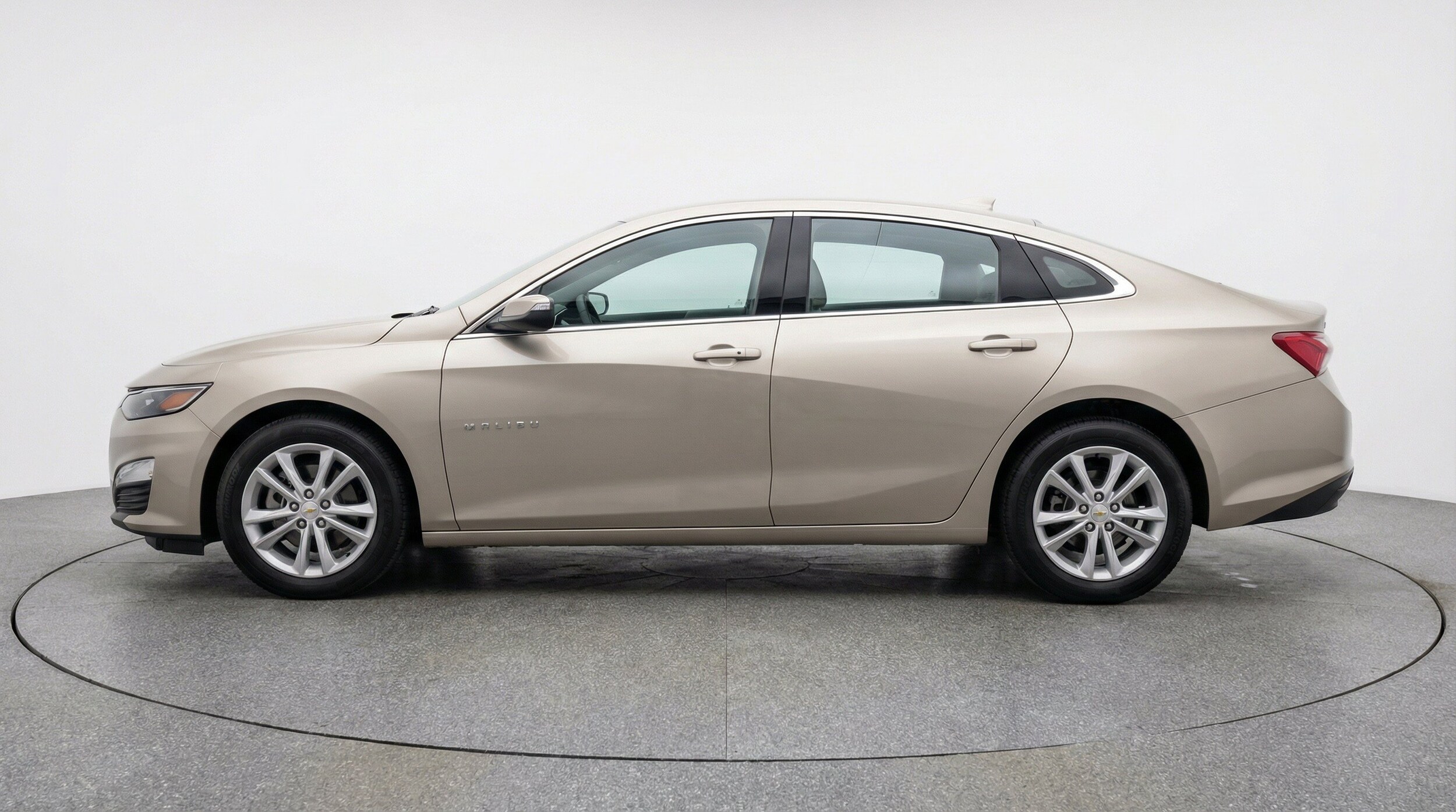 Thumbnail: 2024 Chevrolet Malibu - 5