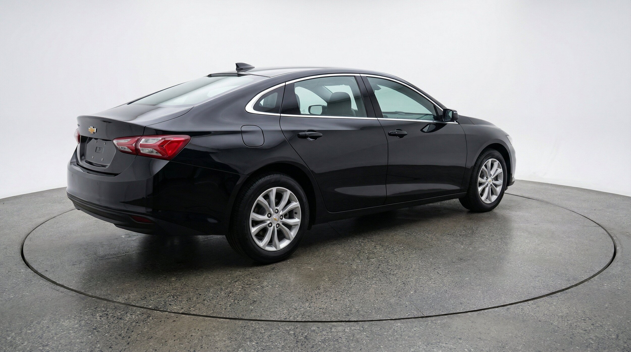 Thumbnail: 2024 Chevrolet Malibu - 9
