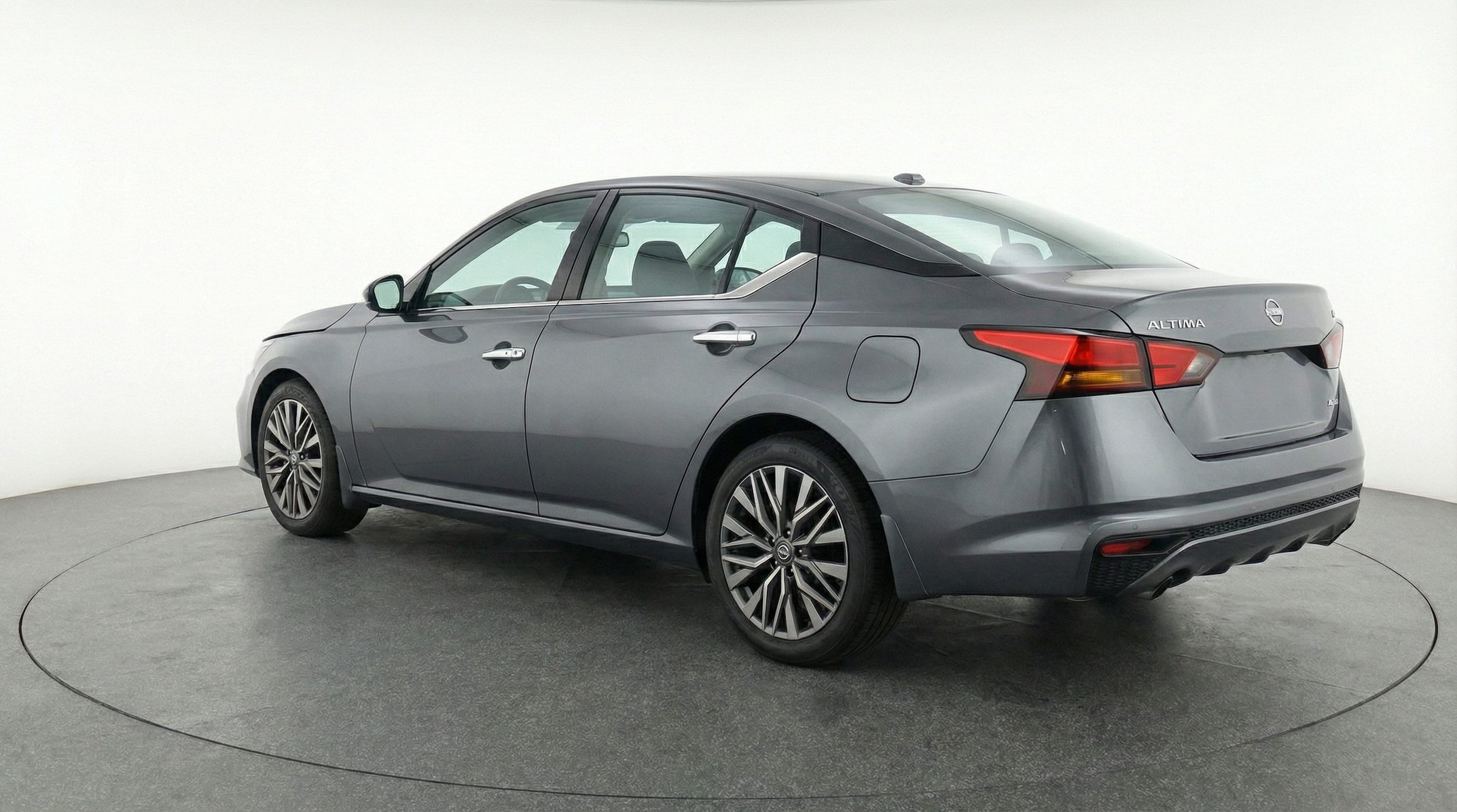 Thumbnail: 2025 Nissan Altima - 5