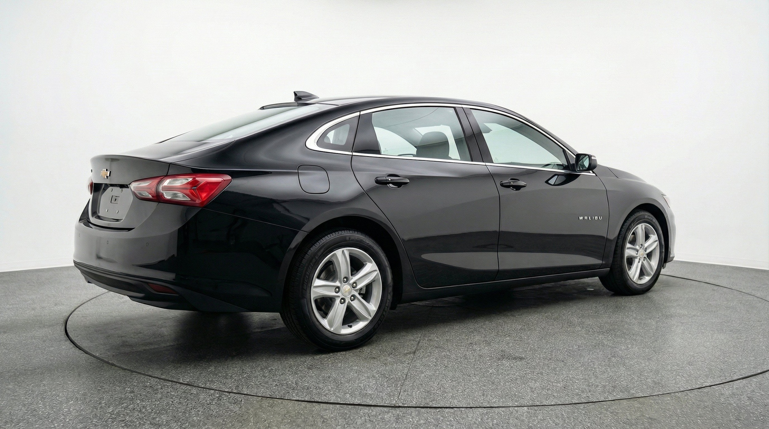 Thumbnail: 2024 Chevrolet Malibu - 9
