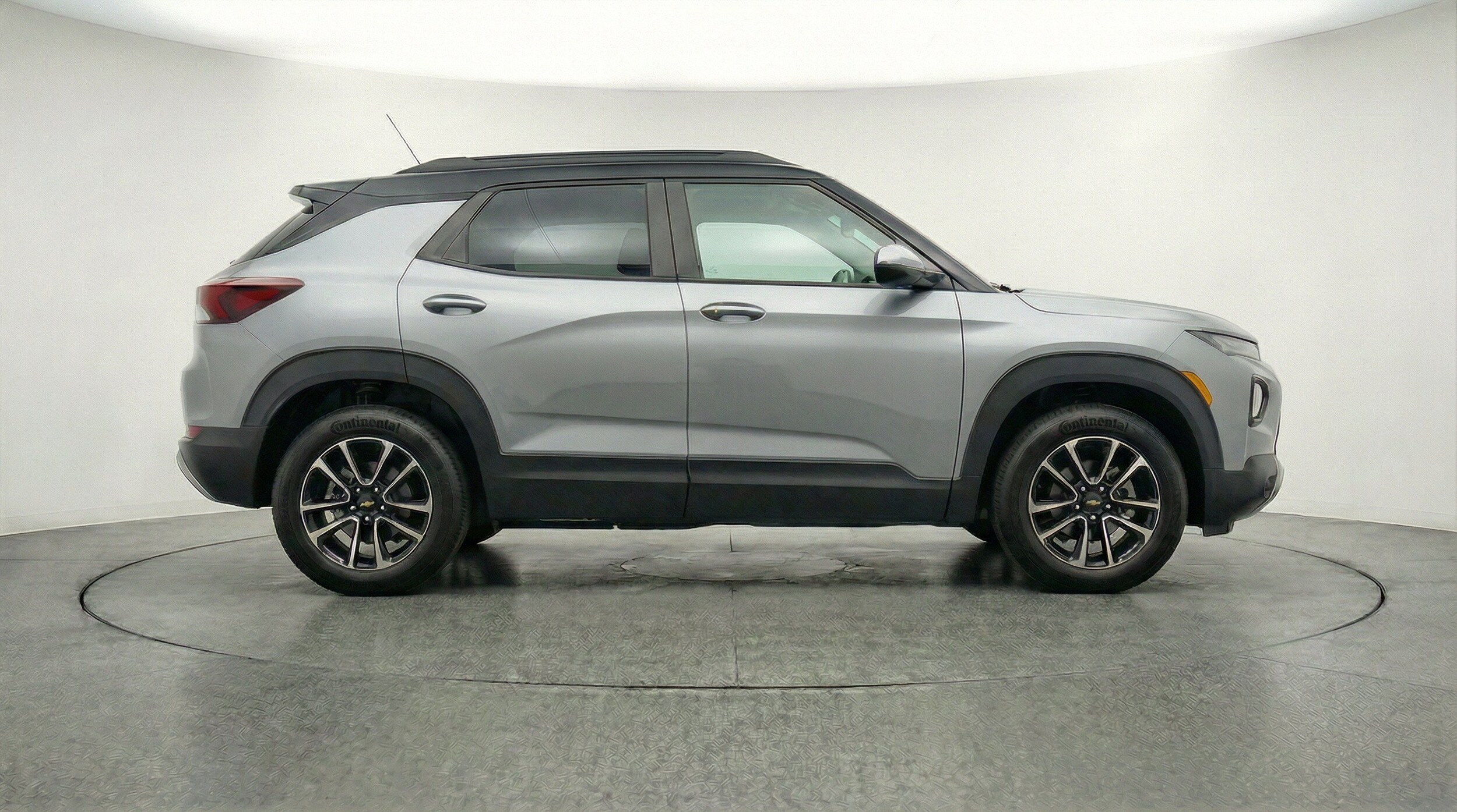 Thumbnail: 2025 Chevrolet TrailBlazer - 11