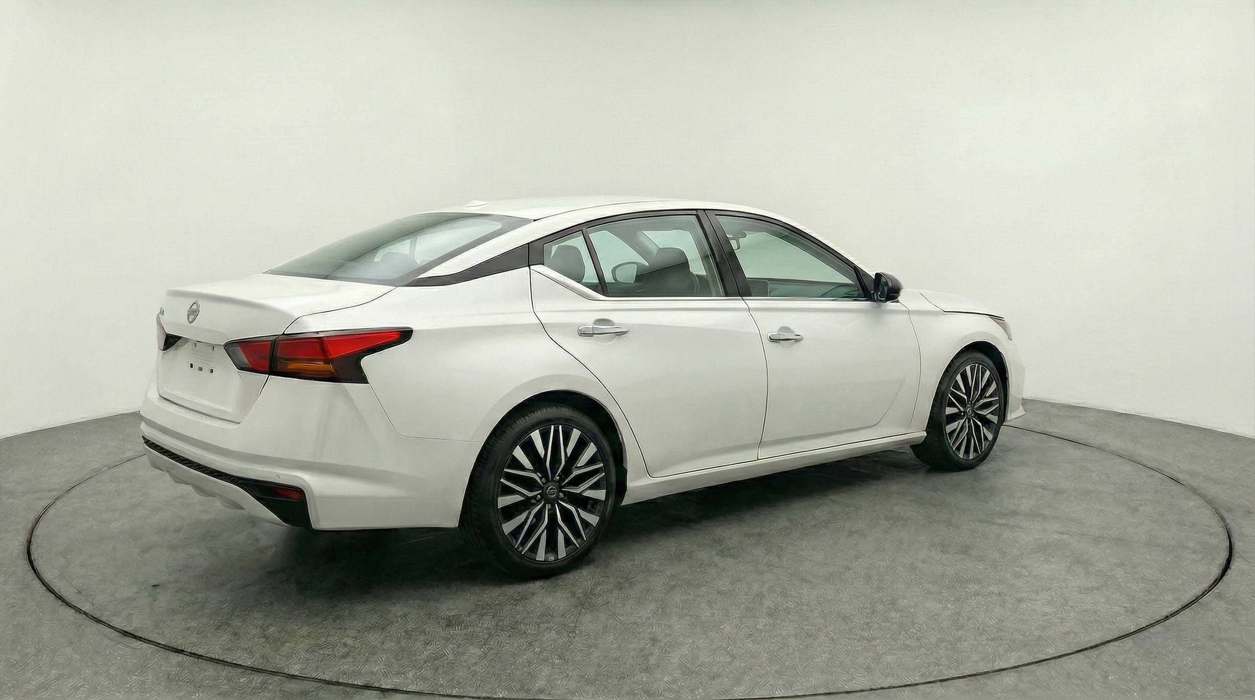 Thumbnail: 2025 Nissan Altima - 7