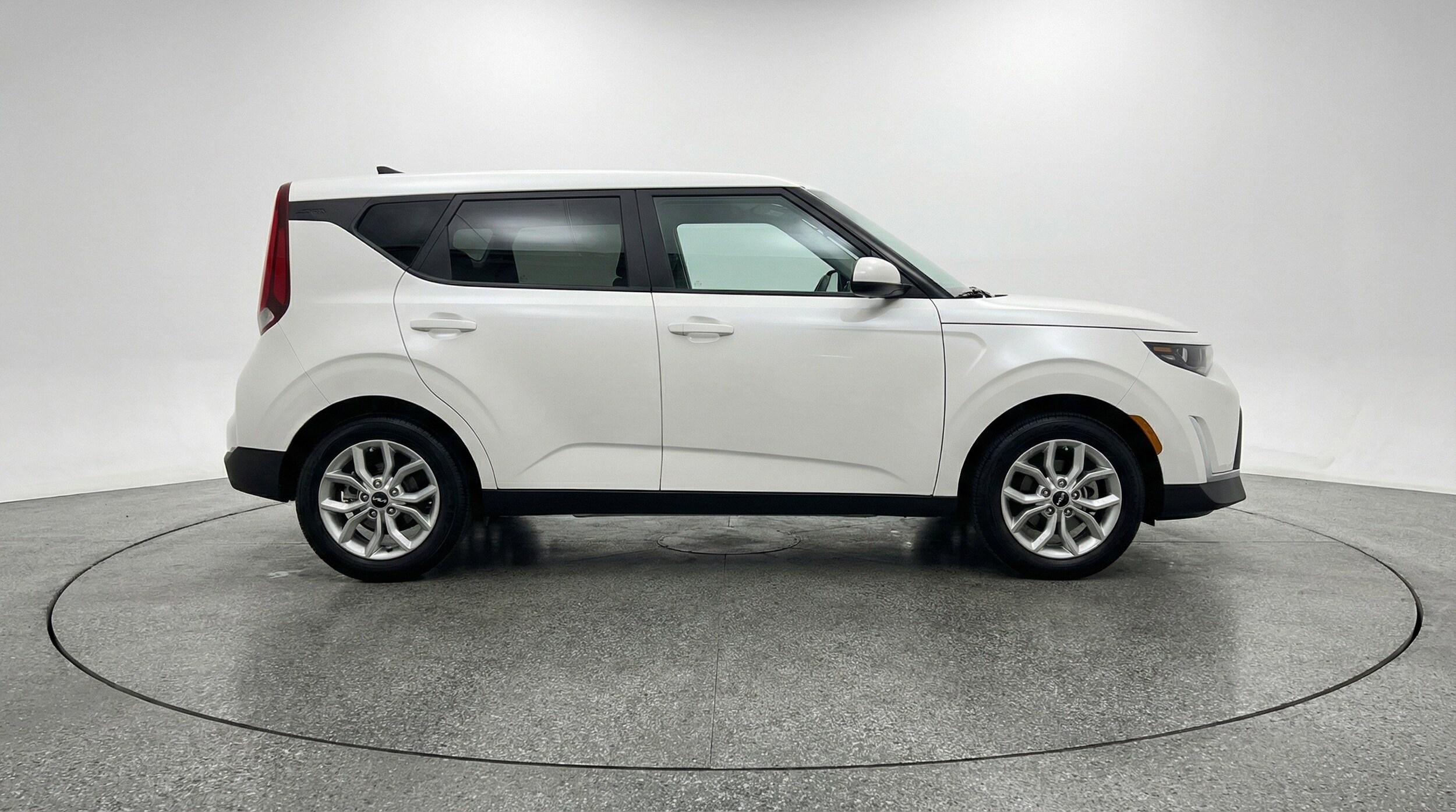 Thumbnail: 2025 Kia Soul - 11