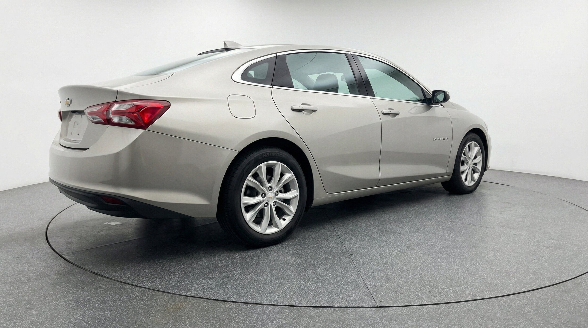 Thumbnail: 2024 Chevrolet Malibu - 9