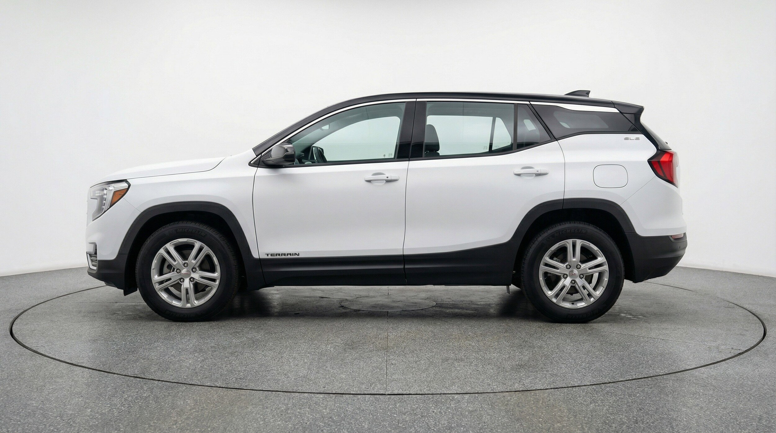 Thumbnail: 2024 GMC Terrain - 5