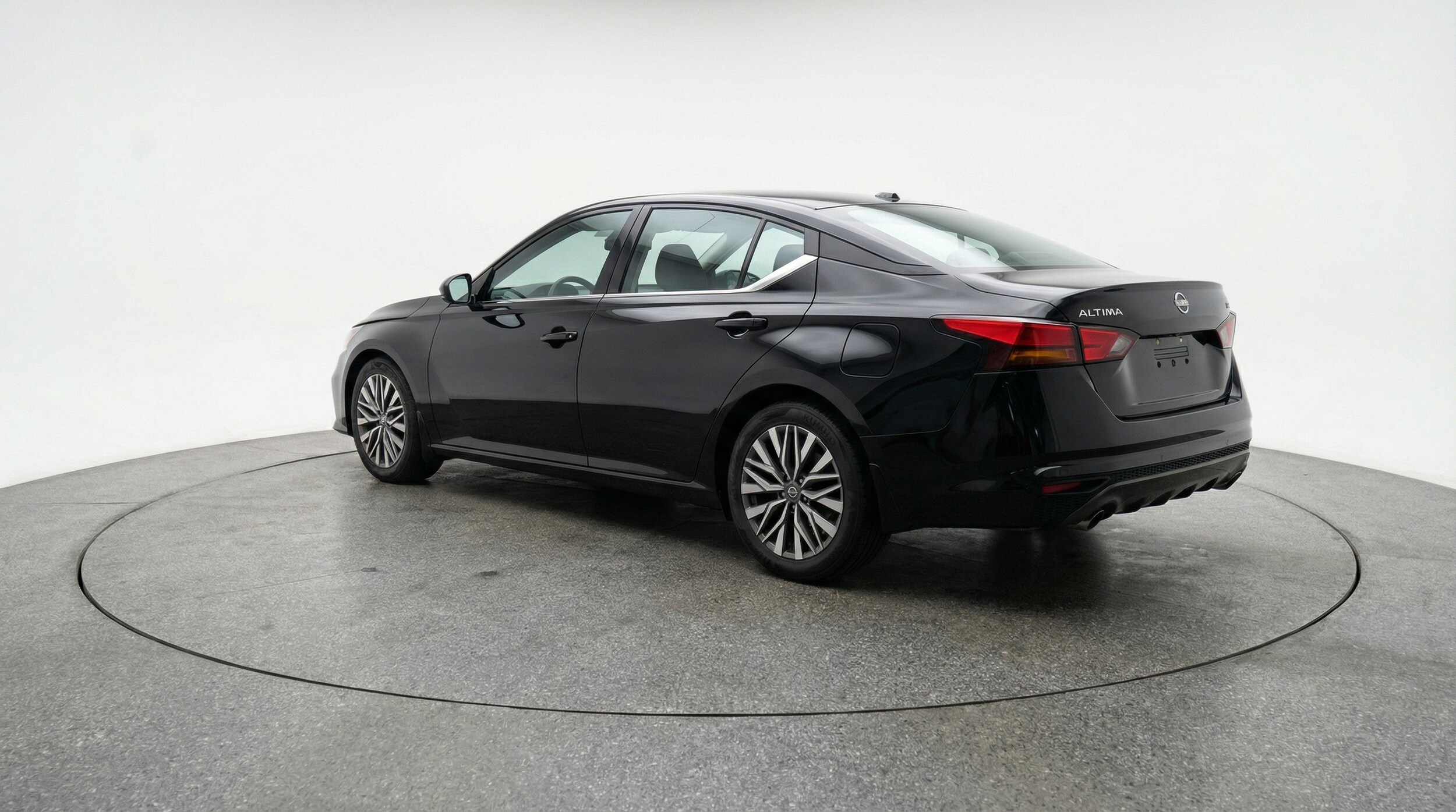 Thumbnail: 2025 Nissan Altima - 6