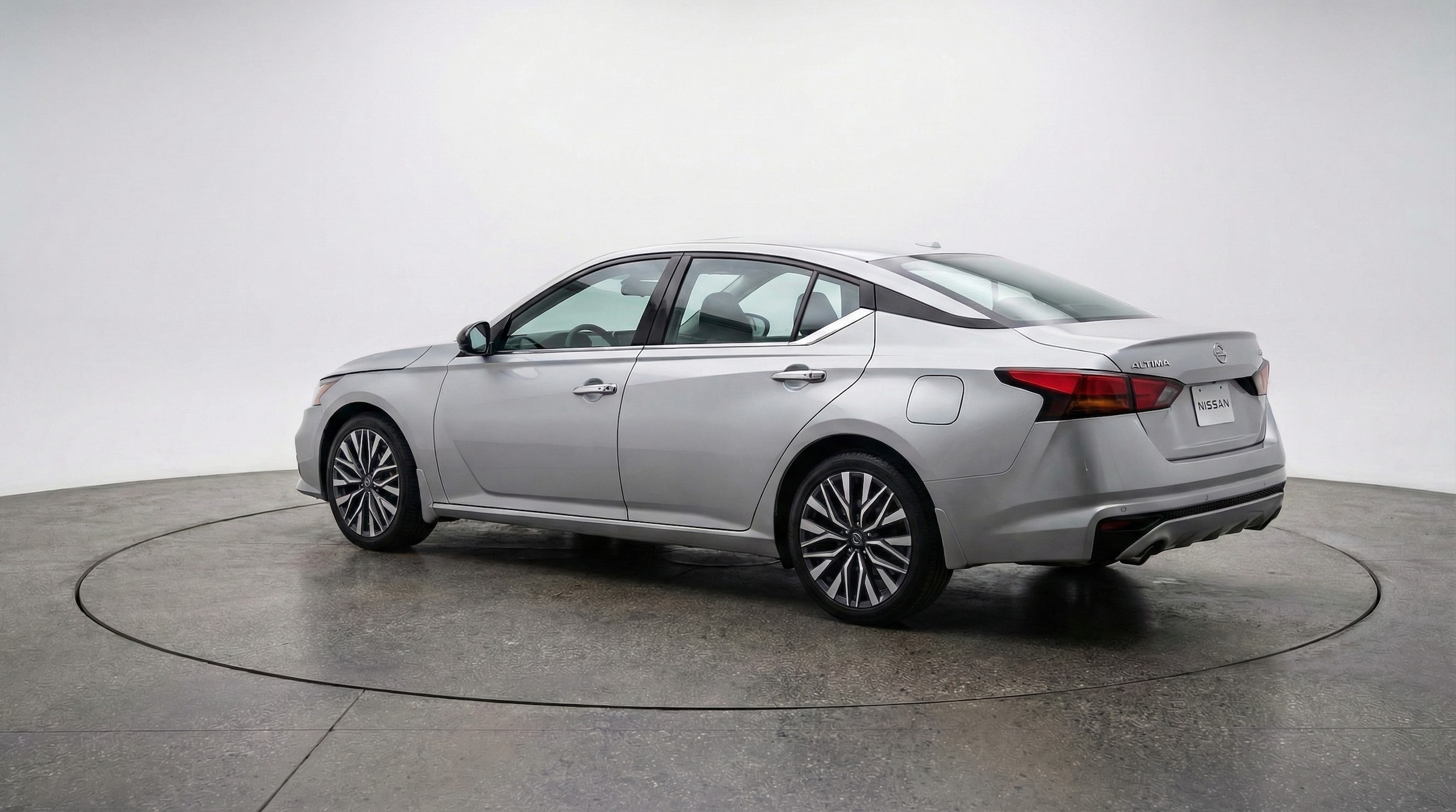 Thumbnail: 2025 Nissan Altima - 5