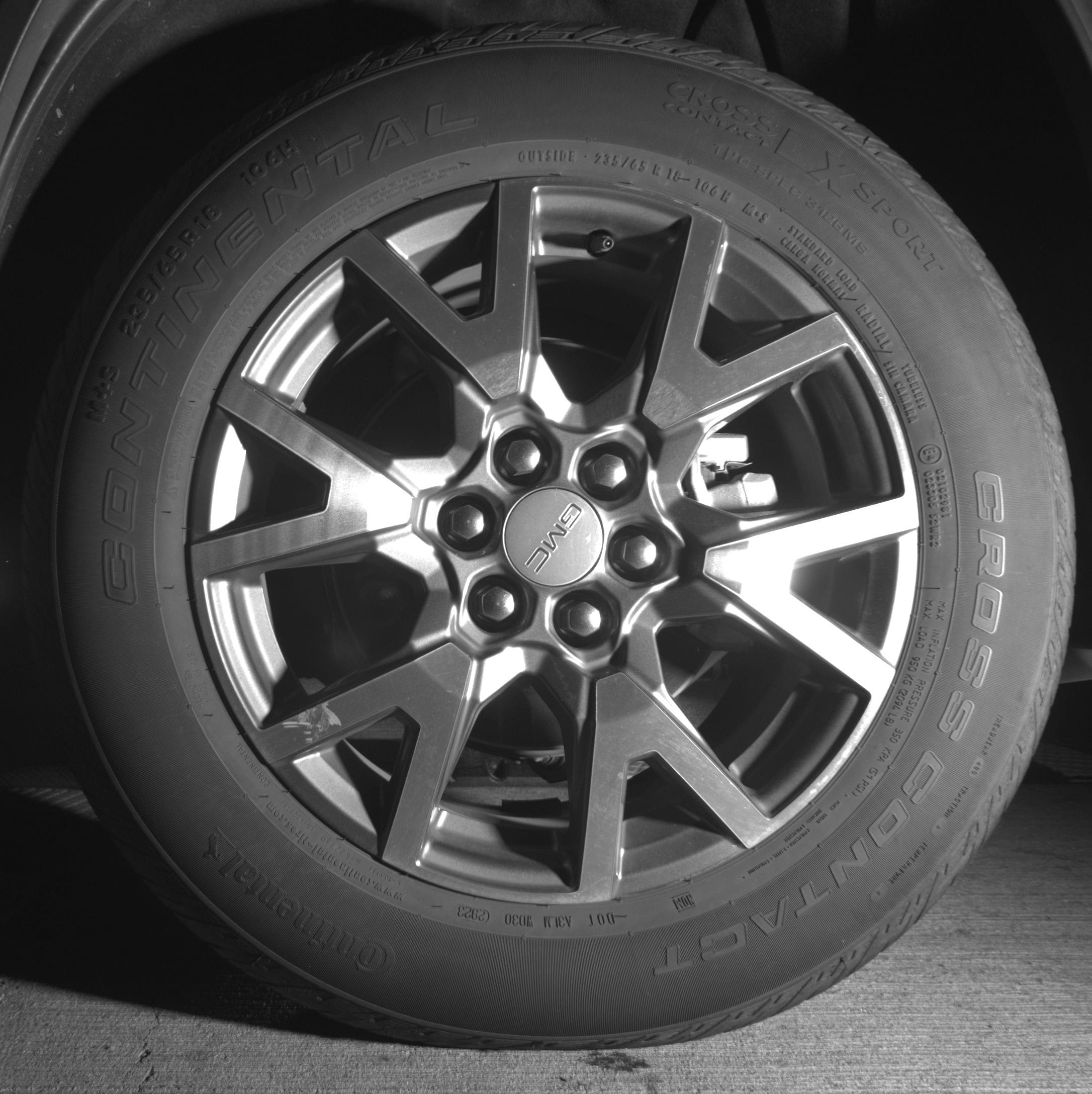 Thumbnail: 2023 GMC Acadia - 11