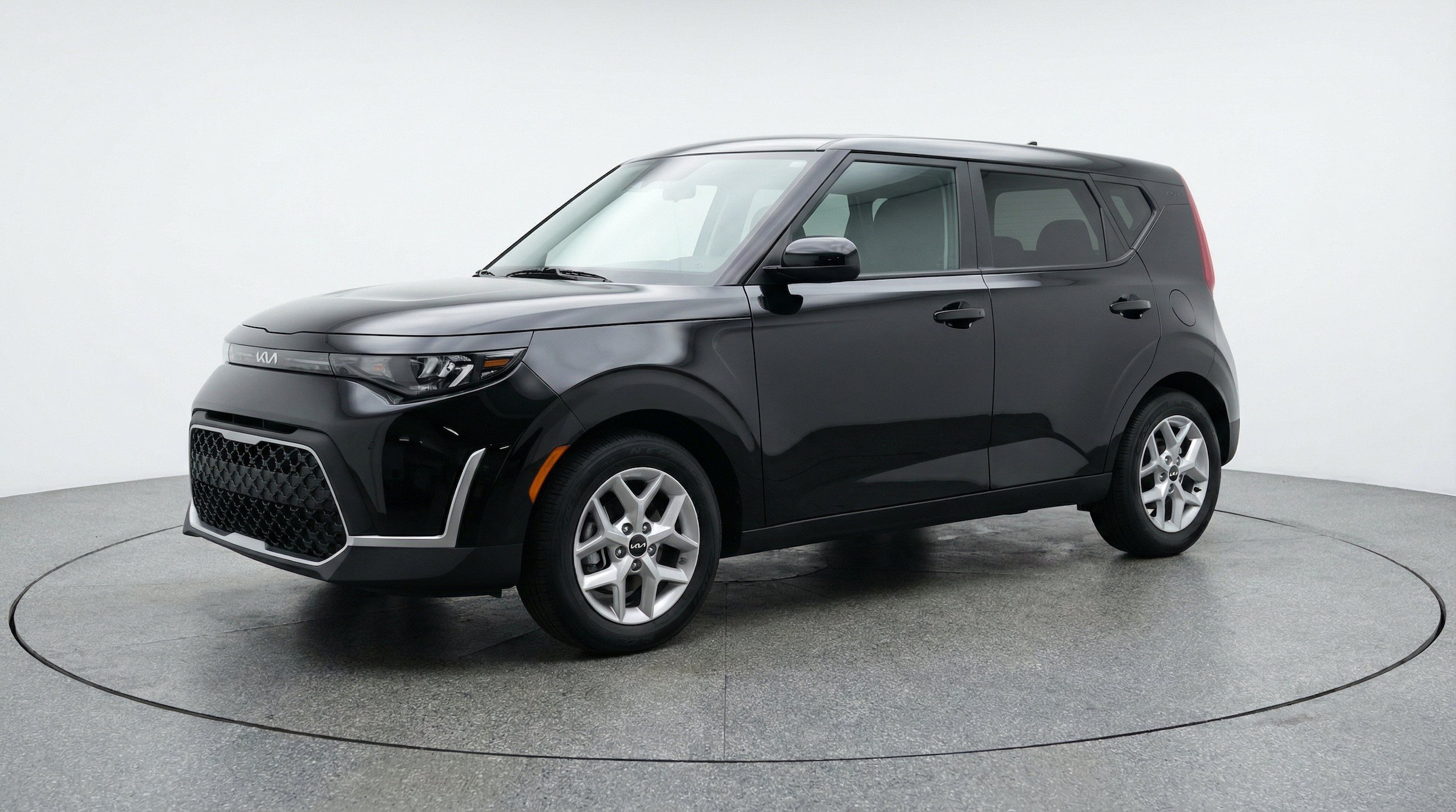 Thumbnail: 2025 Kia Soul - 3