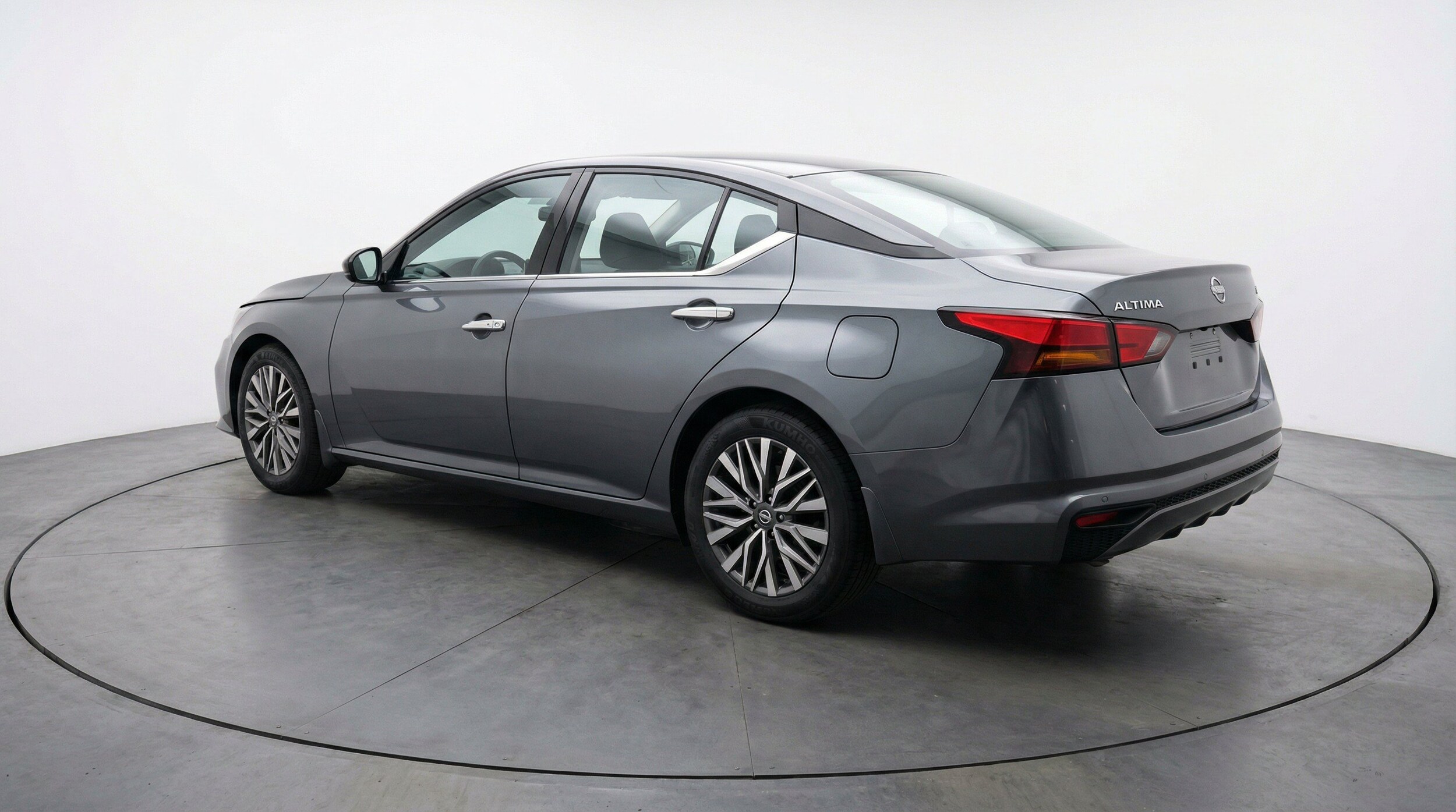 Thumbnail: 2025 Nissan Altima - 6