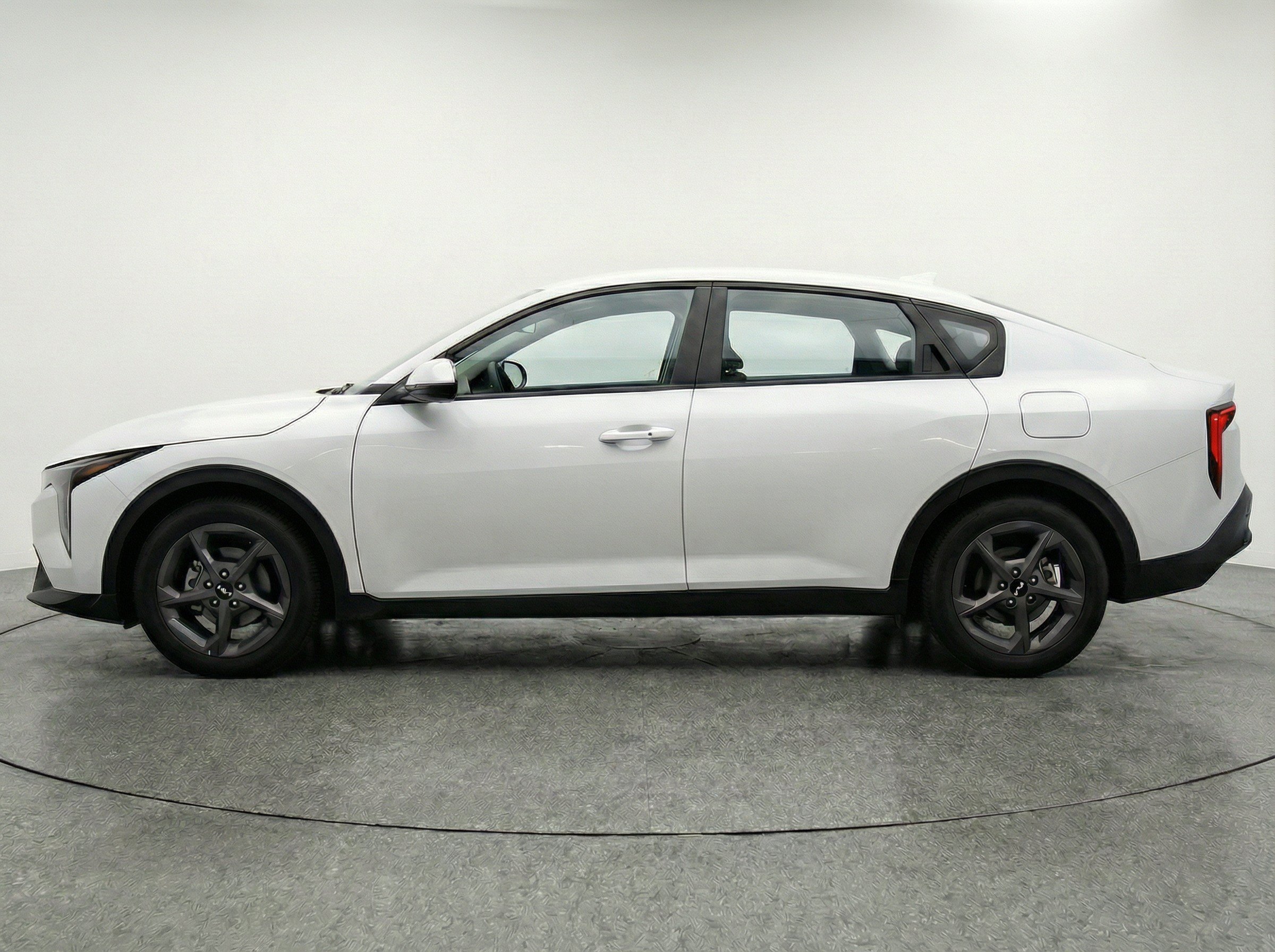 Thumbnail: 2025 Kia K4 - 5