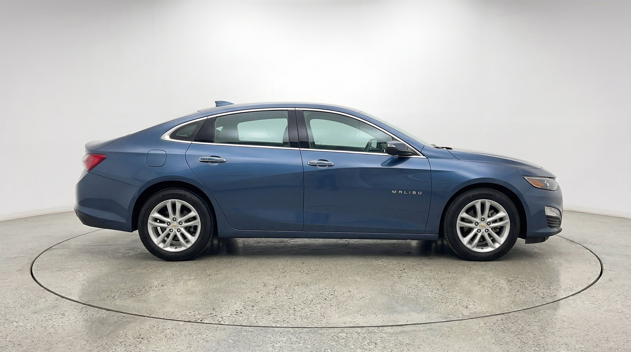 Thumbnail: 2024 Chevrolet Malibu - 11