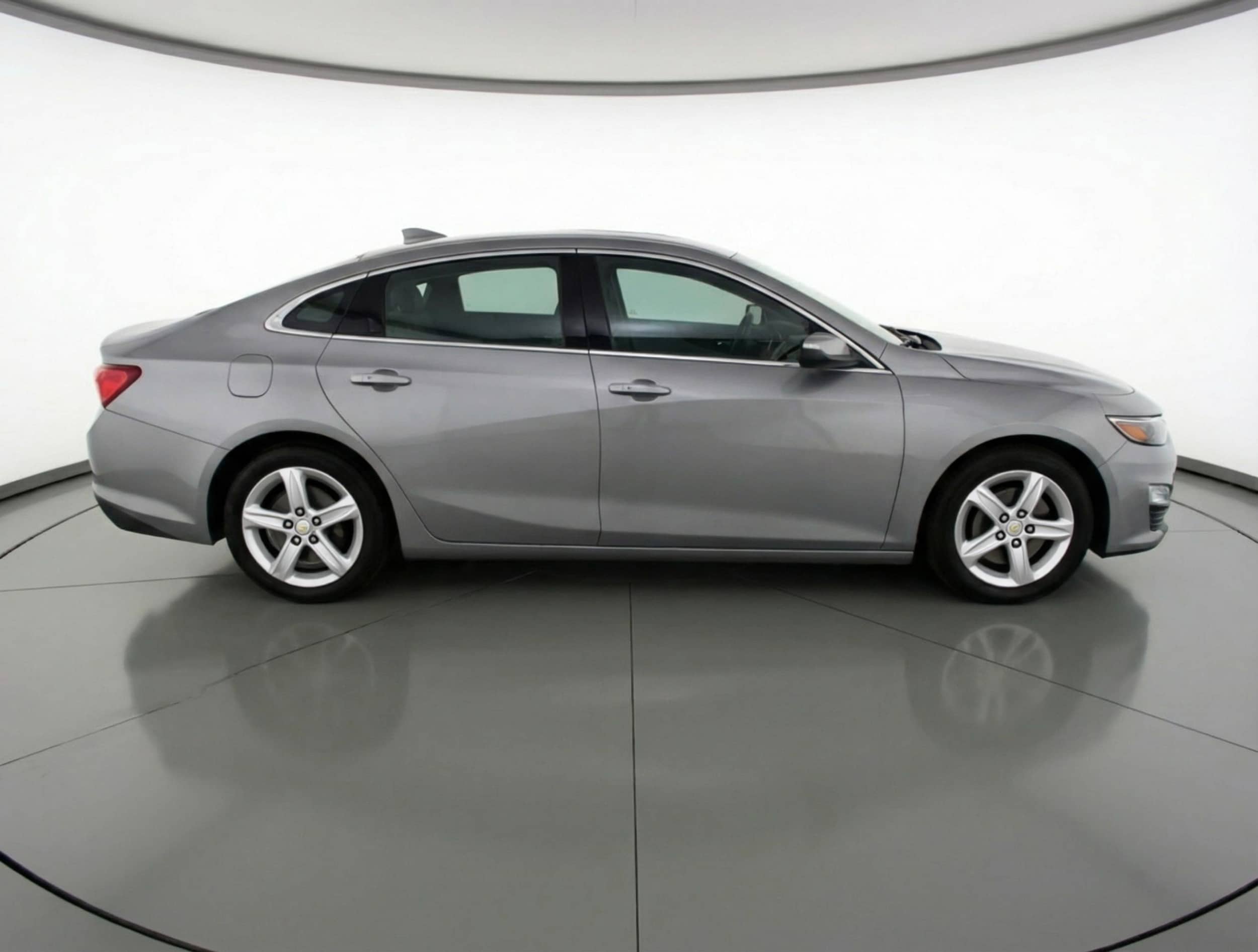 Thumbnail: 2023 Chevrolet Malibu - 11