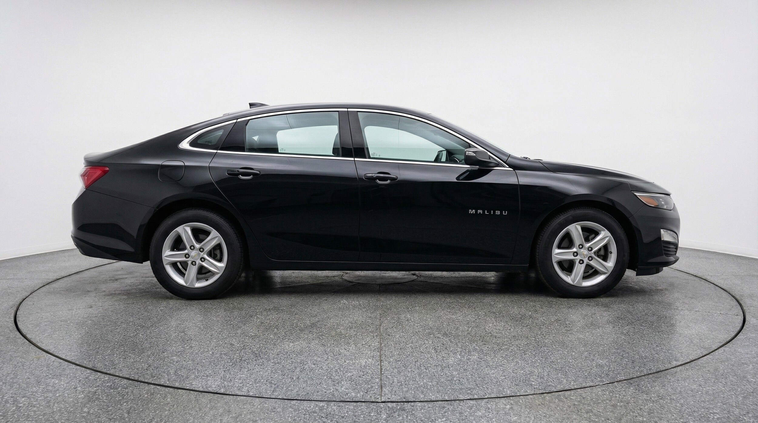 Thumbnail: 2024 Chevrolet Malibu - 11