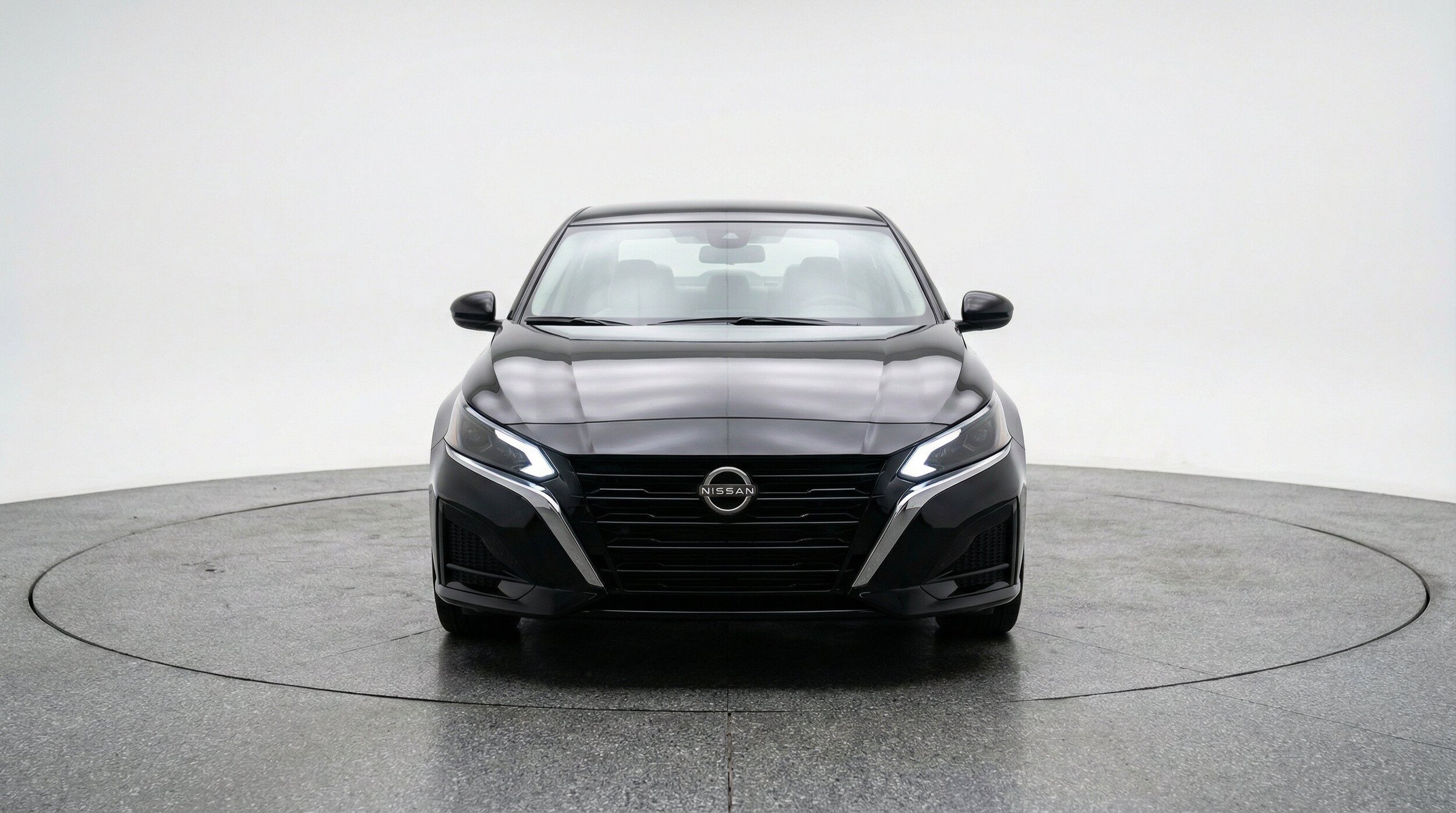 Thumbnail: 2025 Nissan Altima - 2