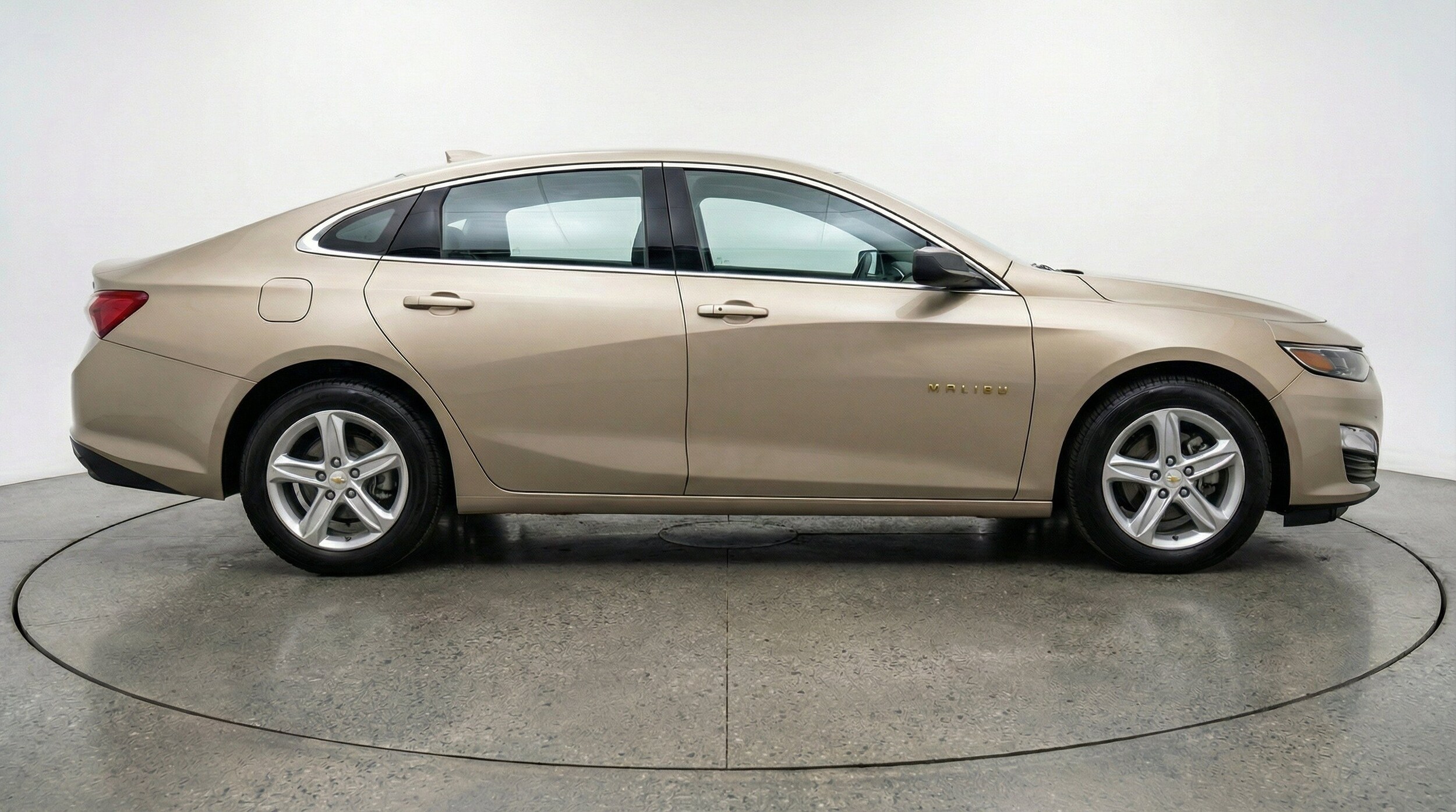 Thumbnail: 2024 Chevrolet Malibu - 11
