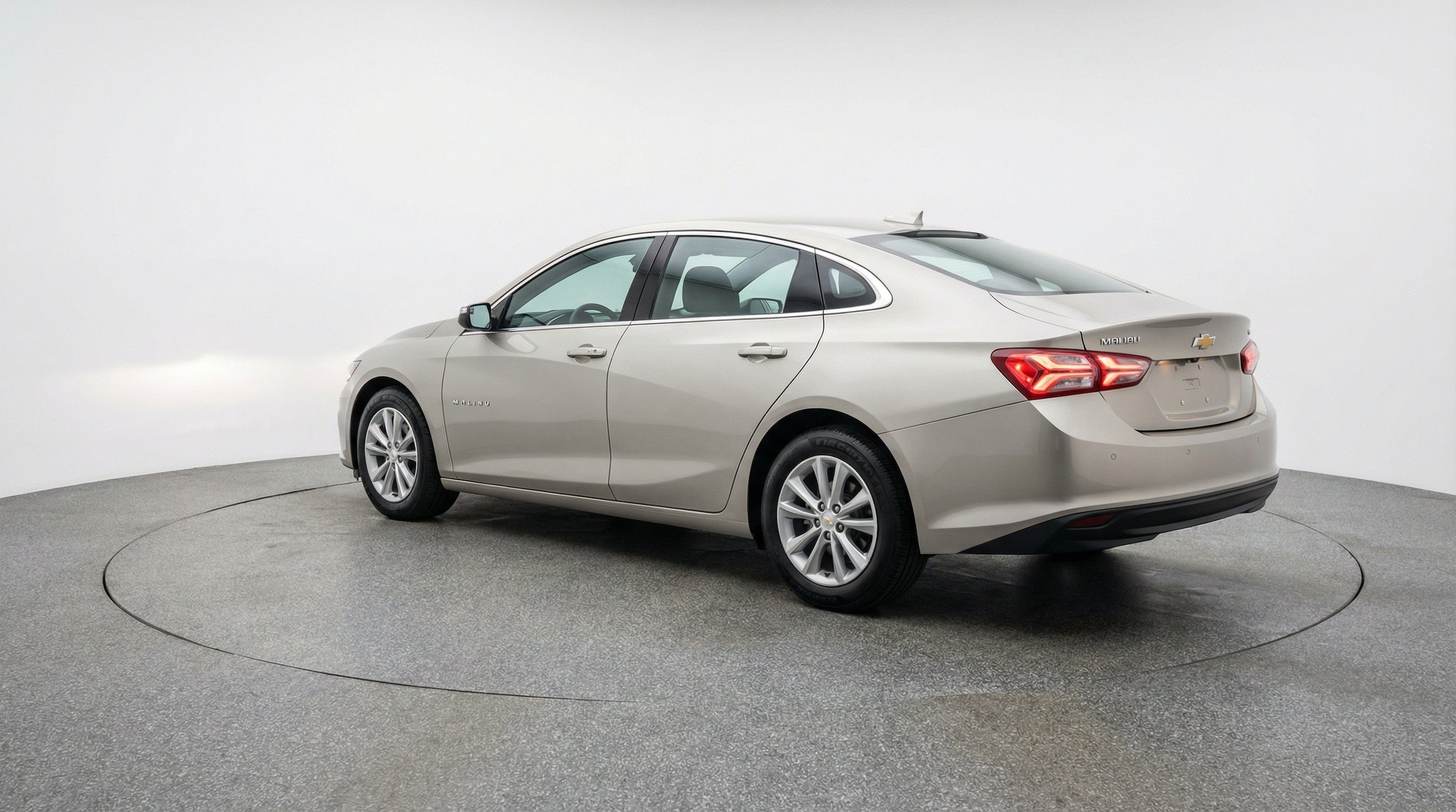 Thumbnail: 2024 Chevrolet Malibu - 6