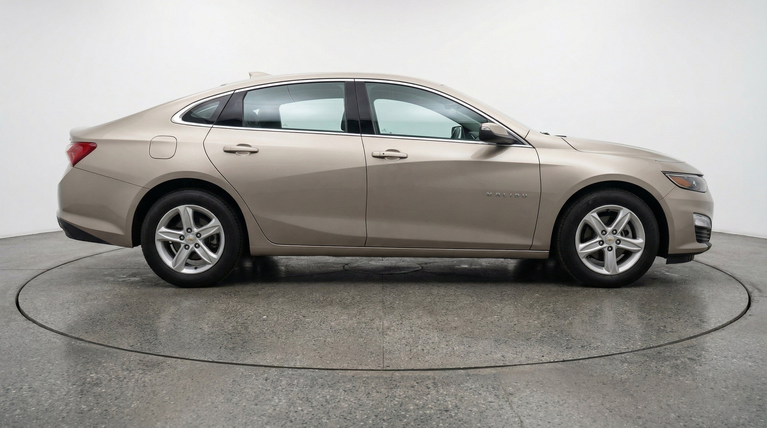 Thumbnail: 2024 Chevrolet Malibu - 11