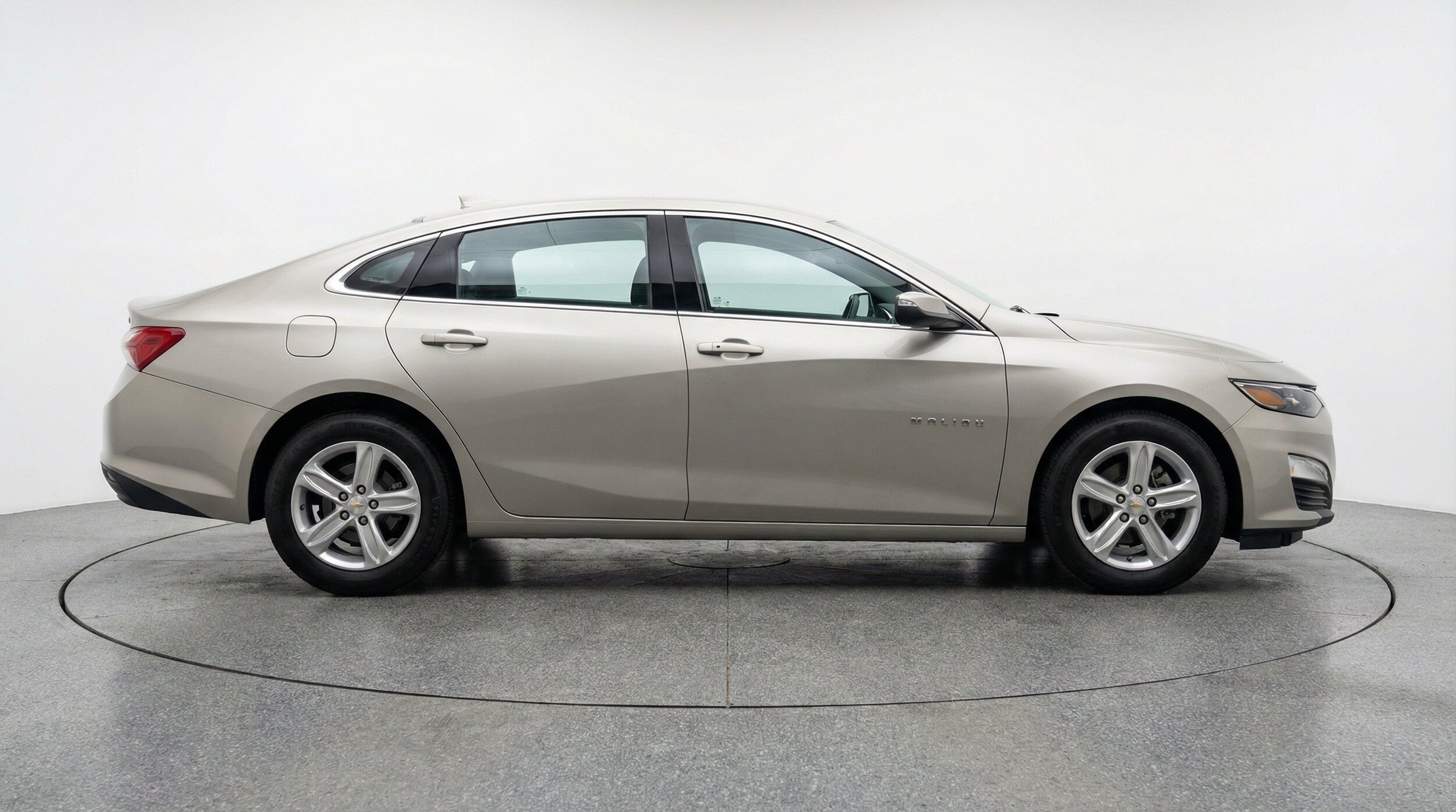 Thumbnail: 2024 Chevrolet Malibu - 11