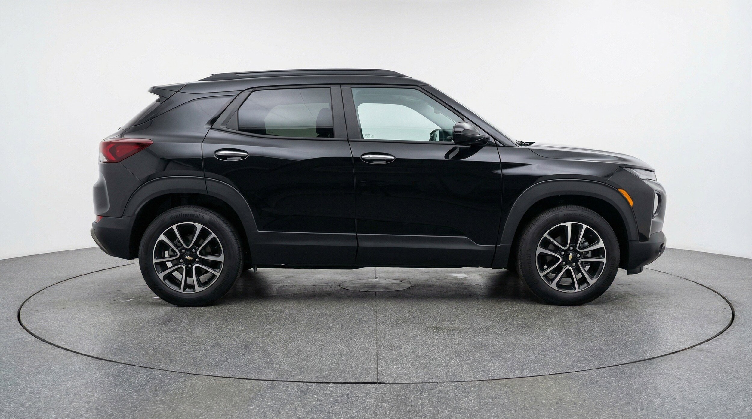 Thumbnail: 2025 Chevrolet TrailBlazer - 11