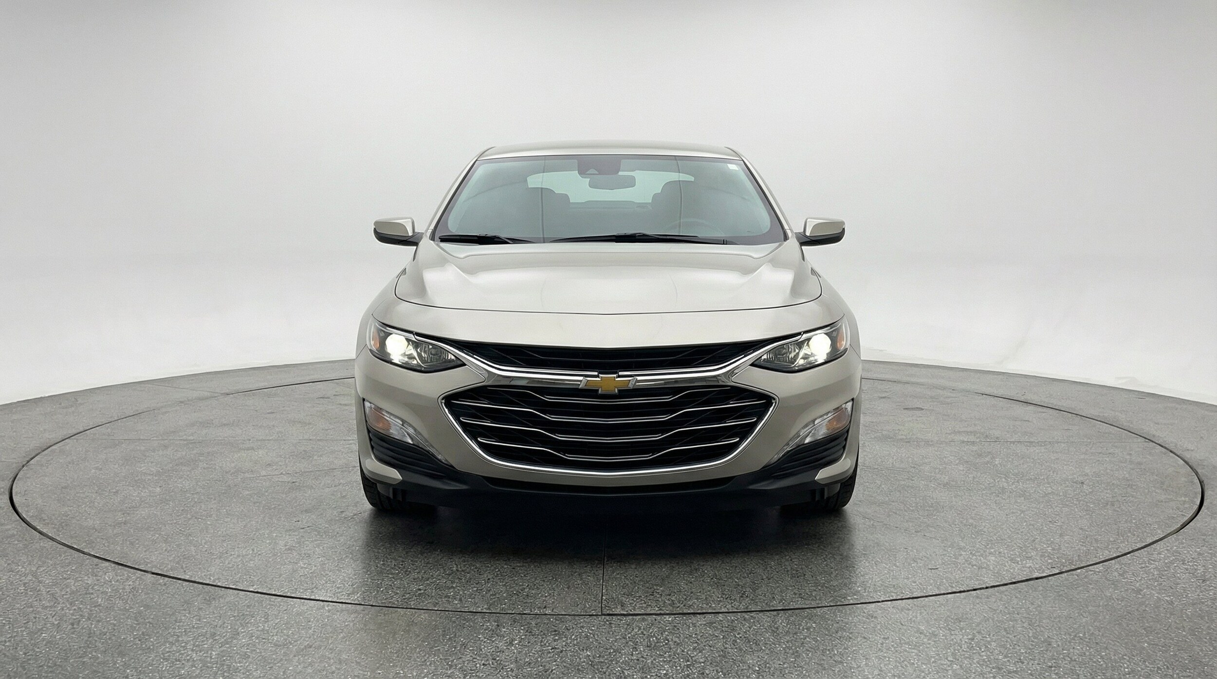 Thumbnail: 2024 Chevrolet Malibu - 2