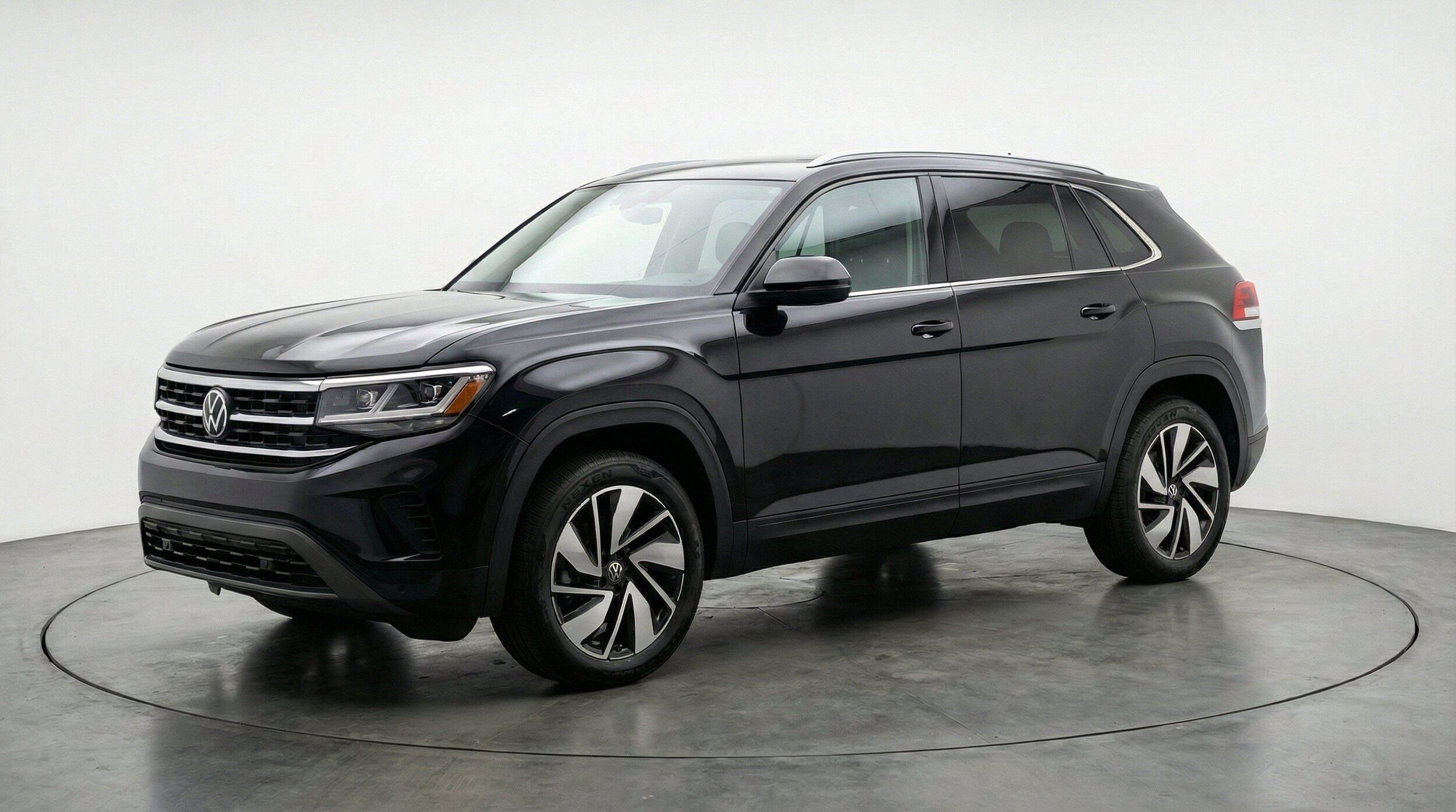 Thumbnail: 2026 Volkswagen Atlas - 3