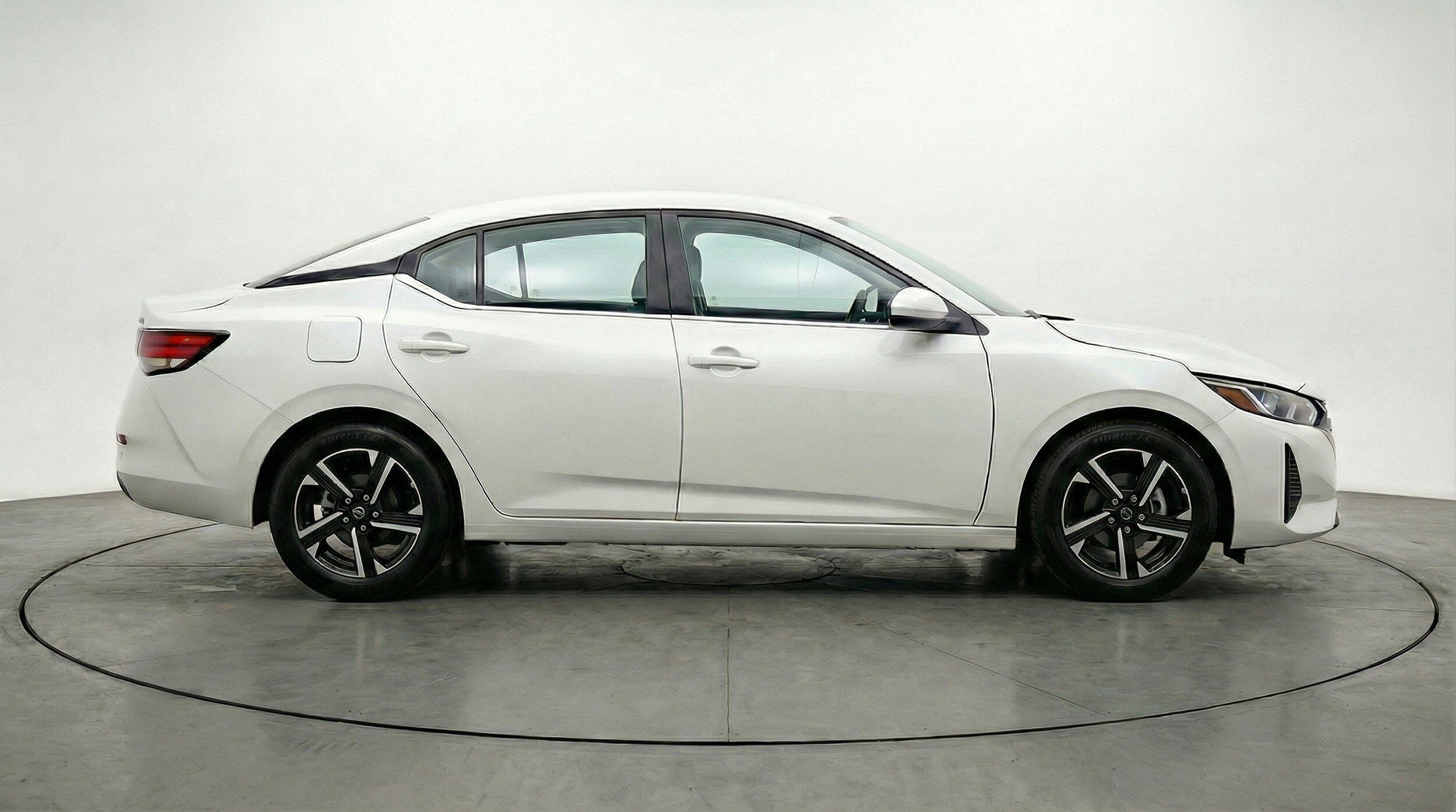 Thumbnail: 2025 Nissan Sentra - 11