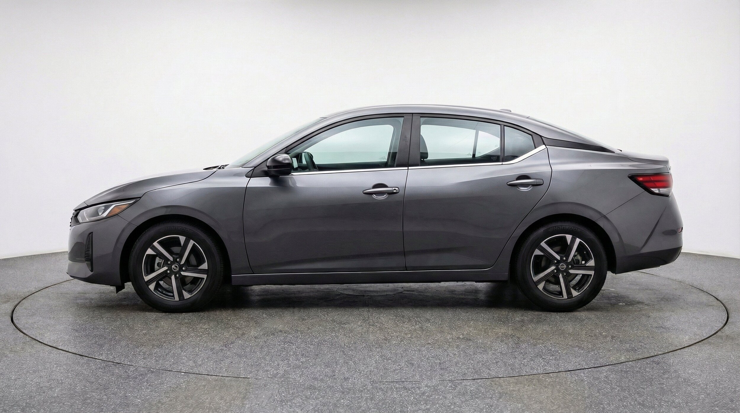 Thumbnail: 2025 Nissan Sentra - 5
