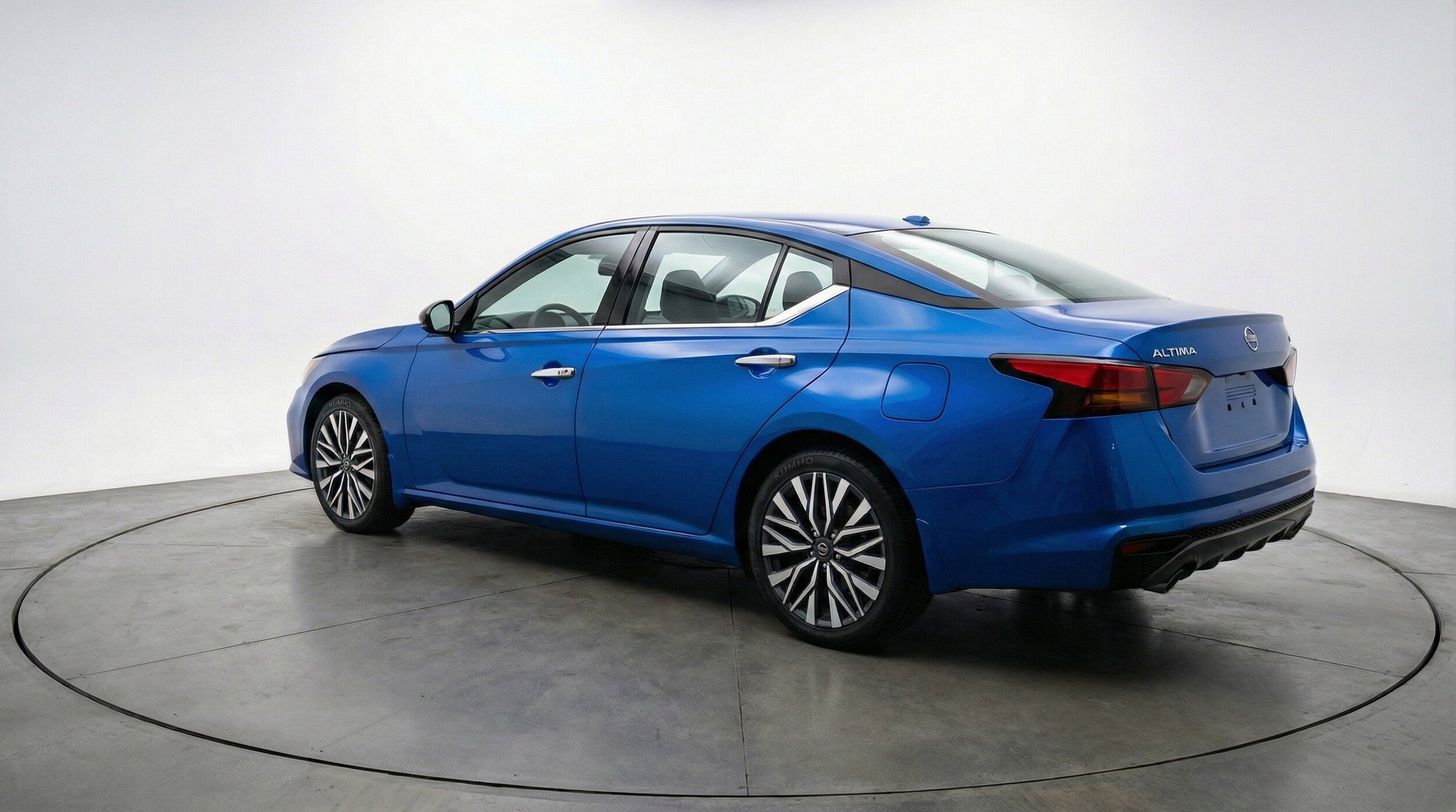 Thumbnail: 2025 Nissan Altima - 6