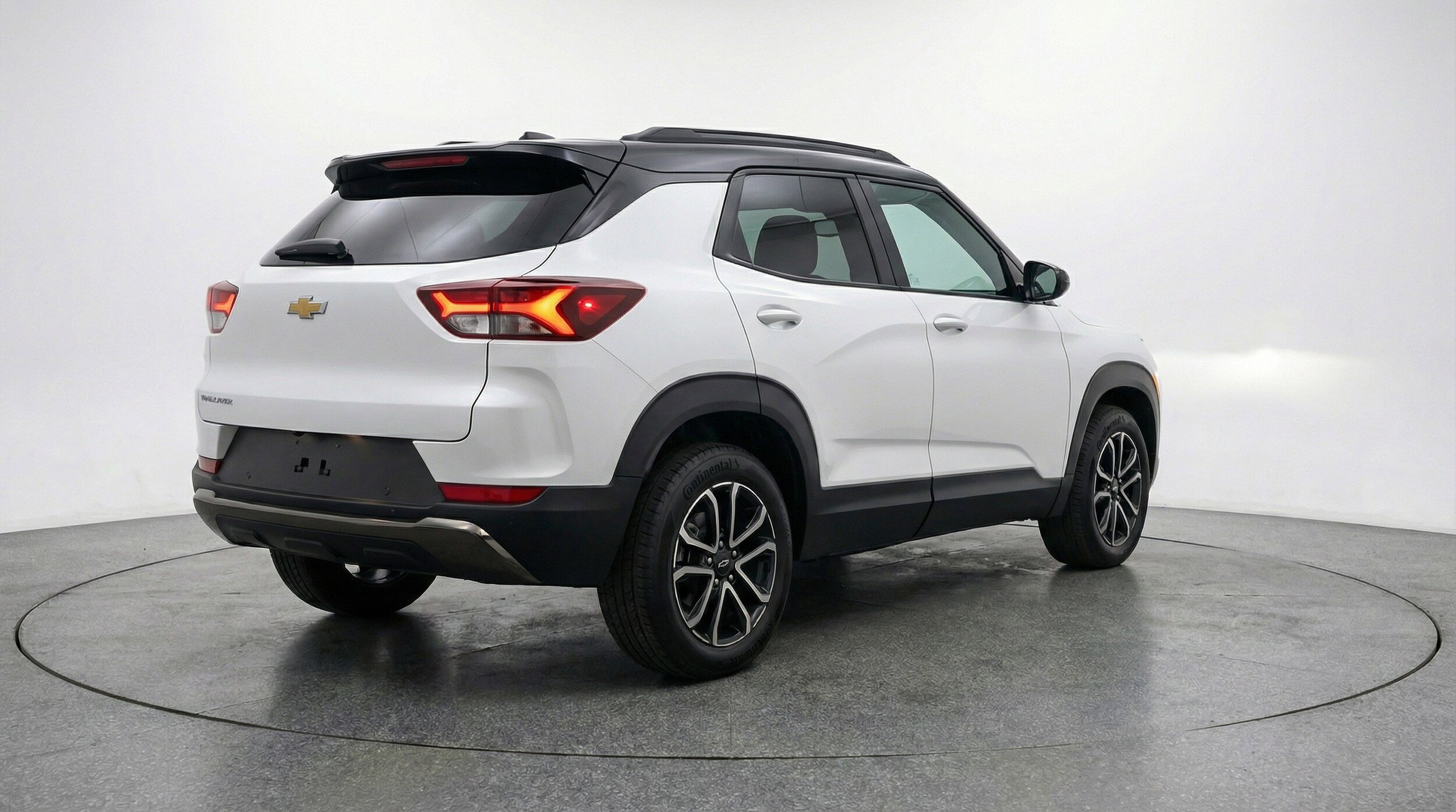 Thumbnail: 2025 Chevrolet TrailBlazer - 9