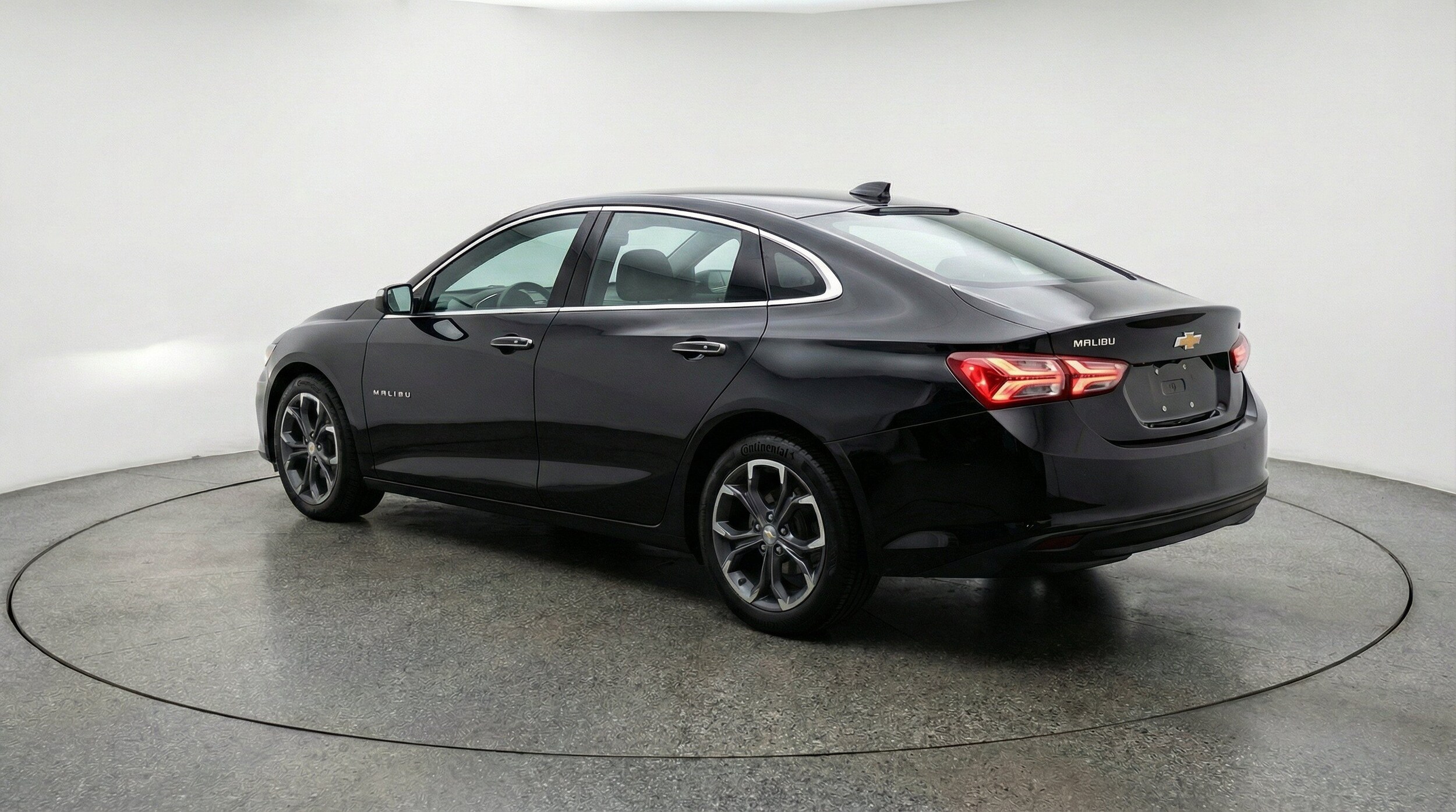 Thumbnail: 2024 Chevrolet Malibu - 6