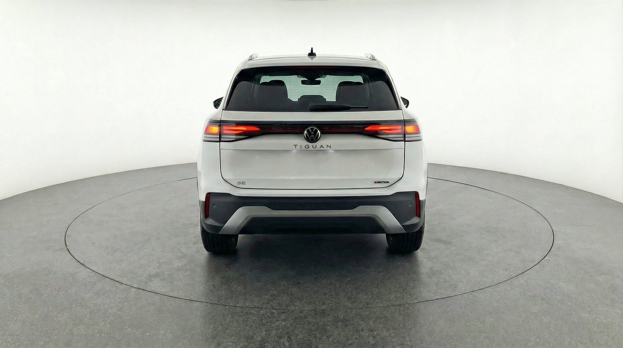 Thumbnail: 2026 Volkswagen Tiguan - 7