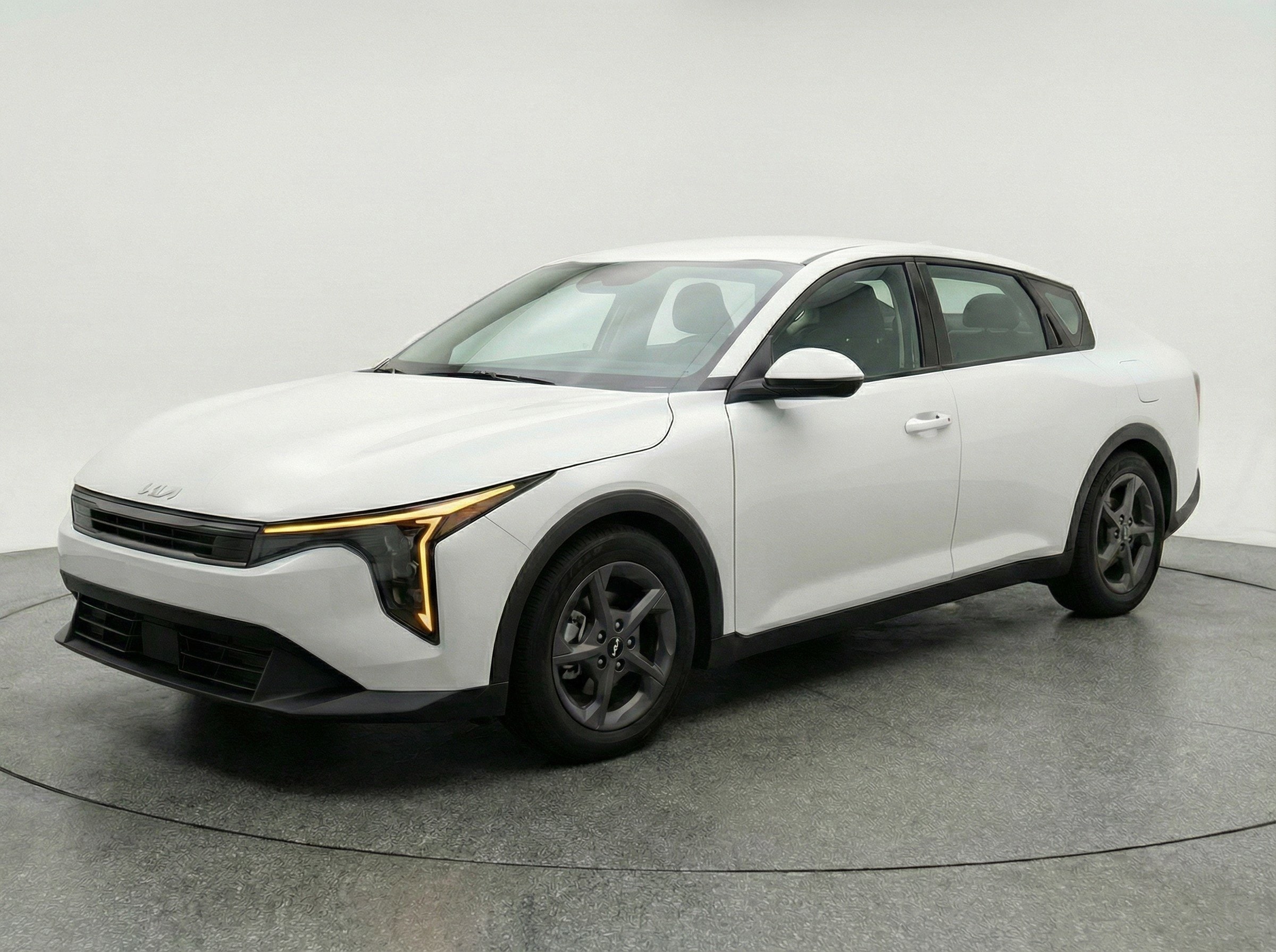 Thumbnail: 2025 Kia K4 - 3