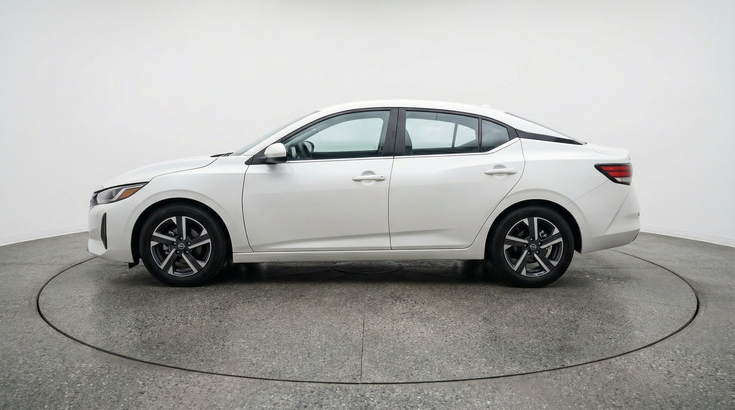 Thumbnail: 2025 Nissan Sentra - 5