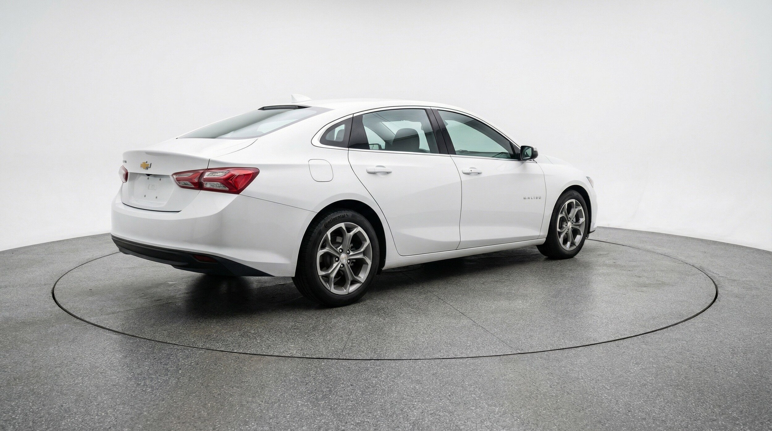 Thumbnail: 2024 Chevrolet Malibu - 9
