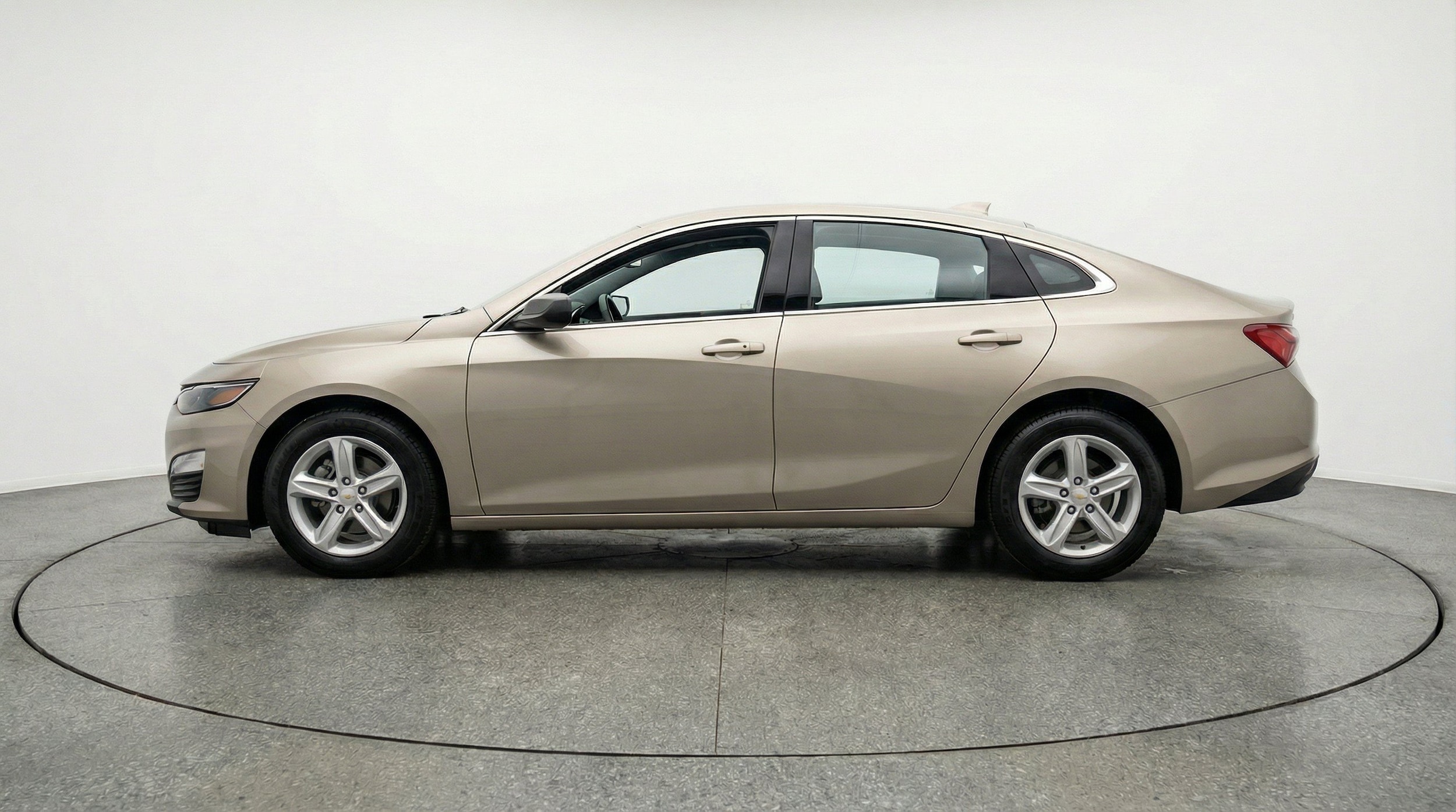 Thumbnail: 2024 Chevrolet Malibu - 5