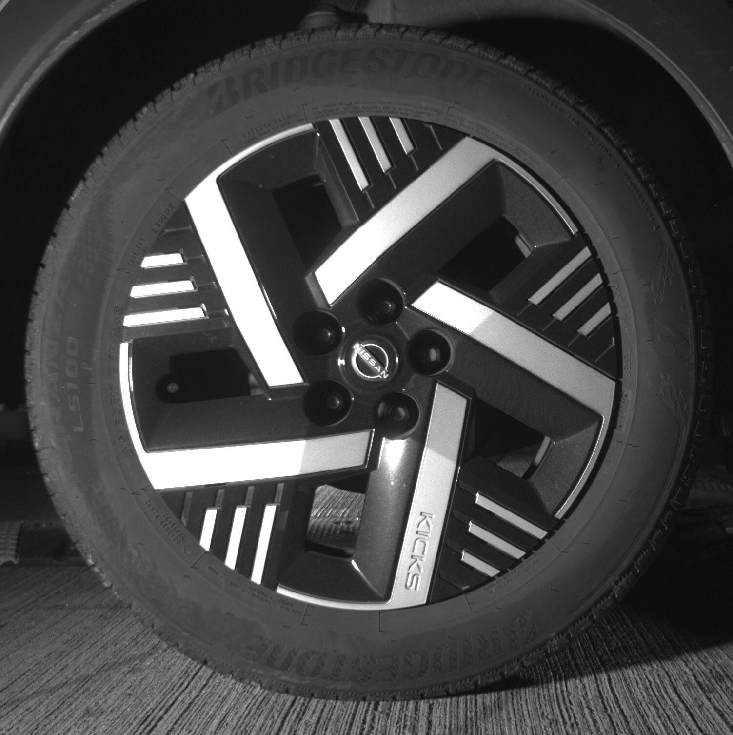 Thumbnail: 2025 Nissan Kicks - 12