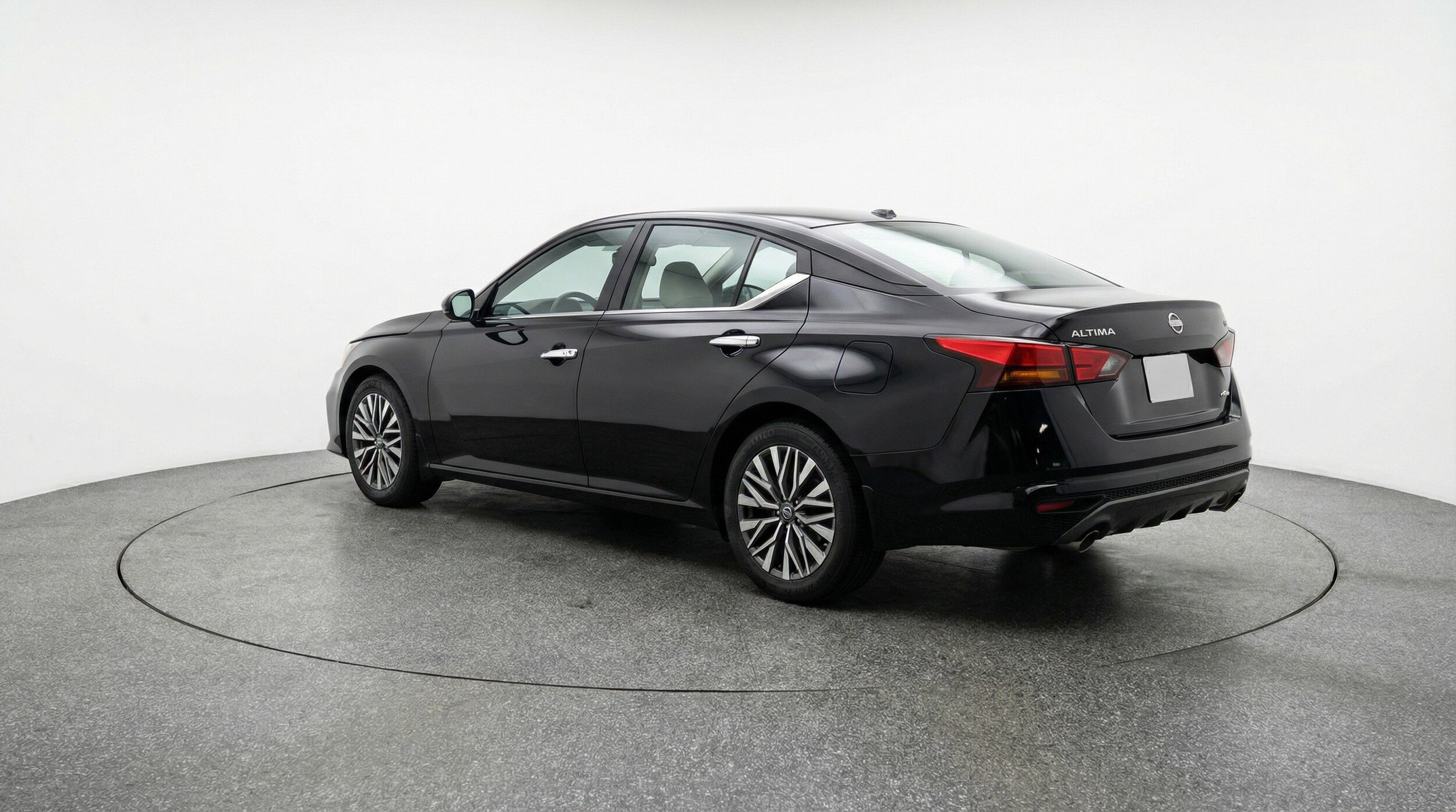 Thumbnail: 2025 Nissan Altima - 6