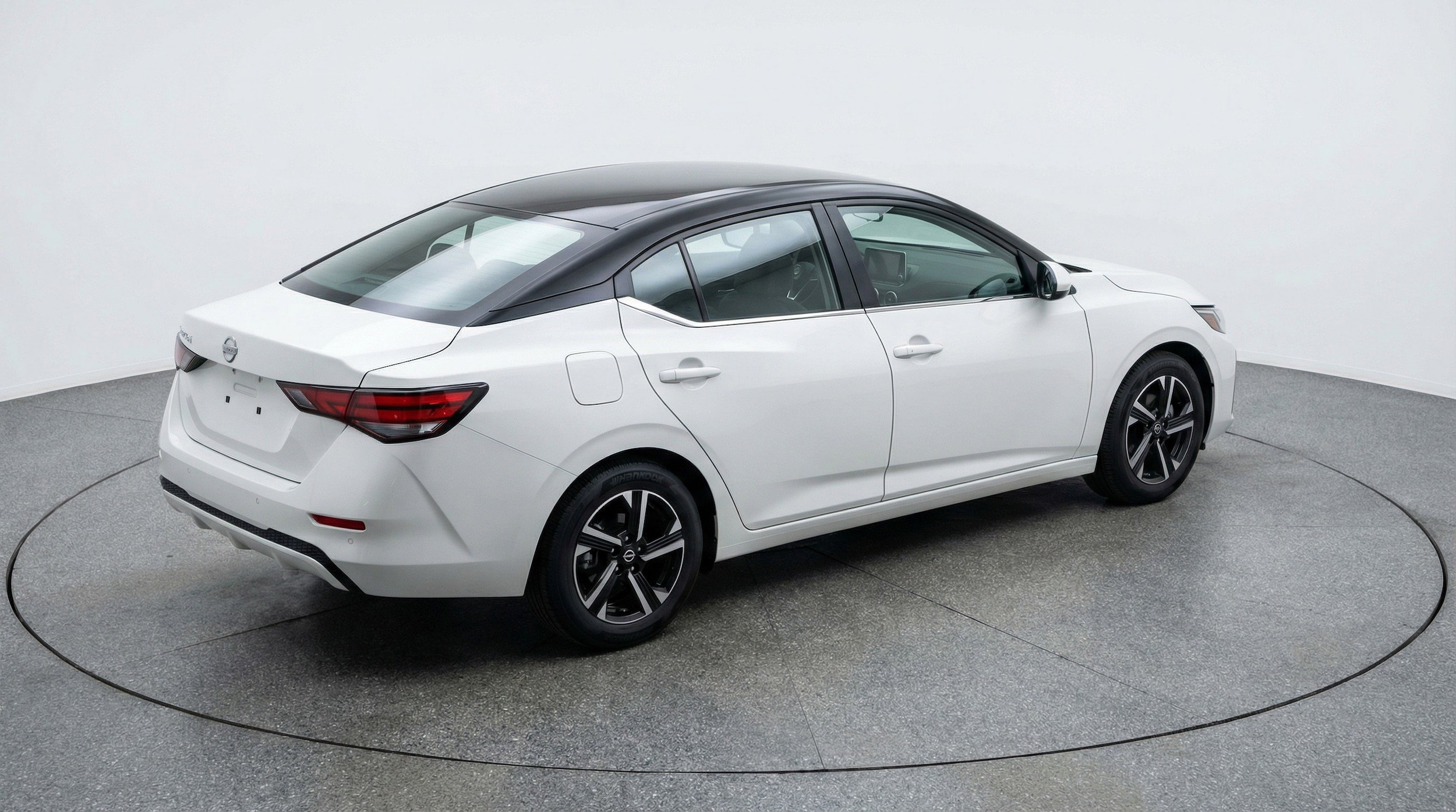 Thumbnail: 2025 Nissan Sentra - 9