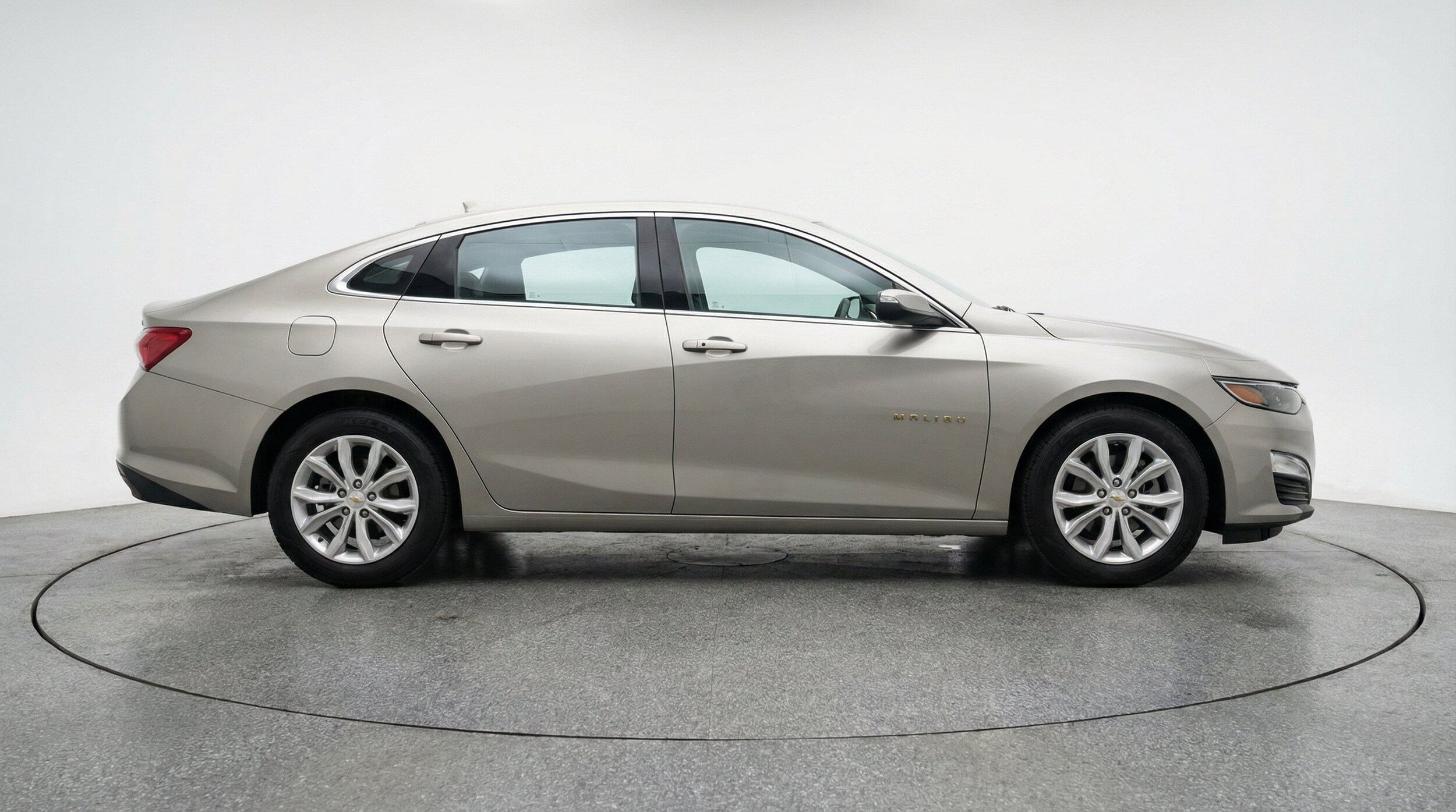 Thumbnail: 2024 Chevrolet Malibu - 11