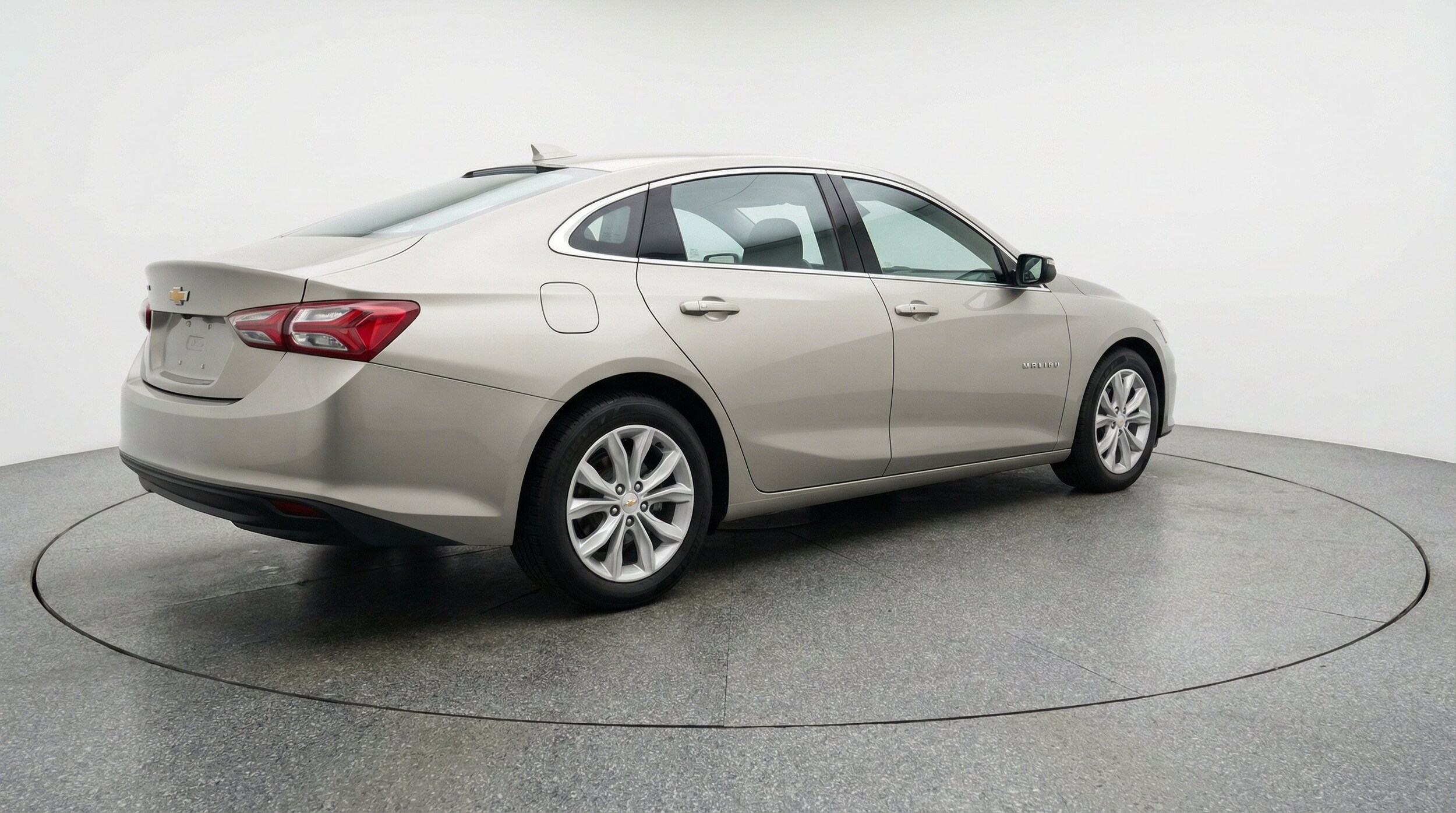 Thumbnail: 2024 Chevrolet Malibu - 9