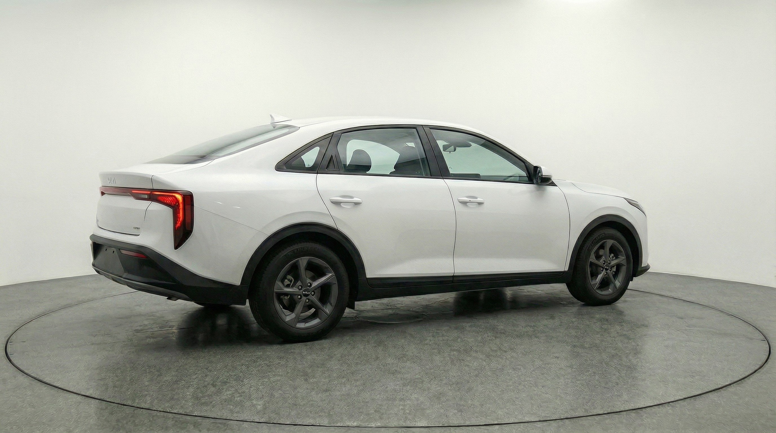 Thumbnail: 2025 Kia K4 - 9